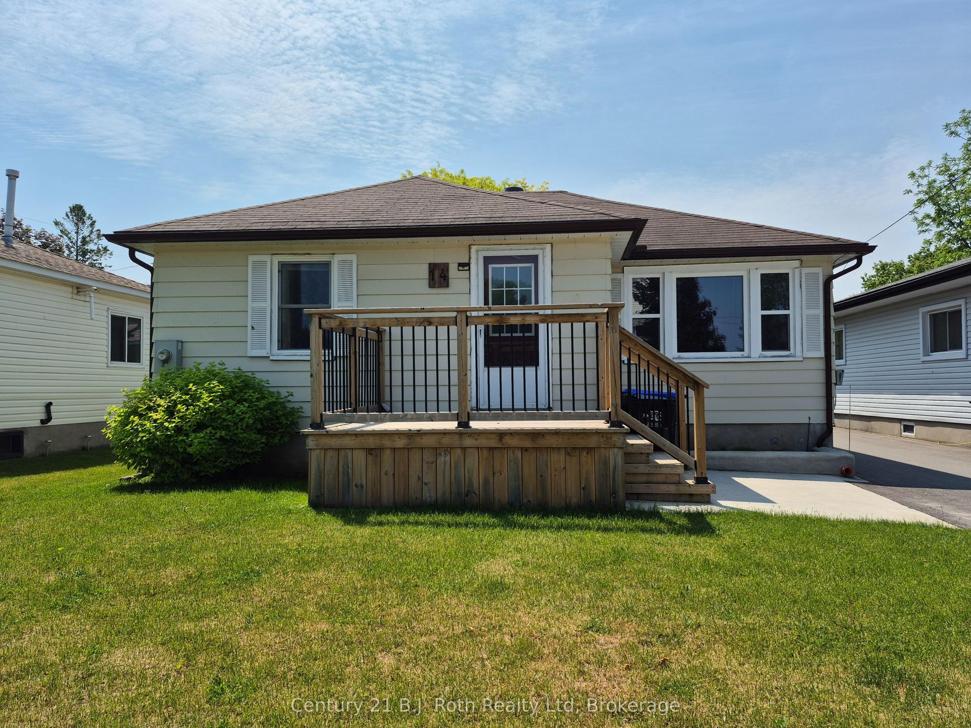 14 Wolfe Street — photo 1