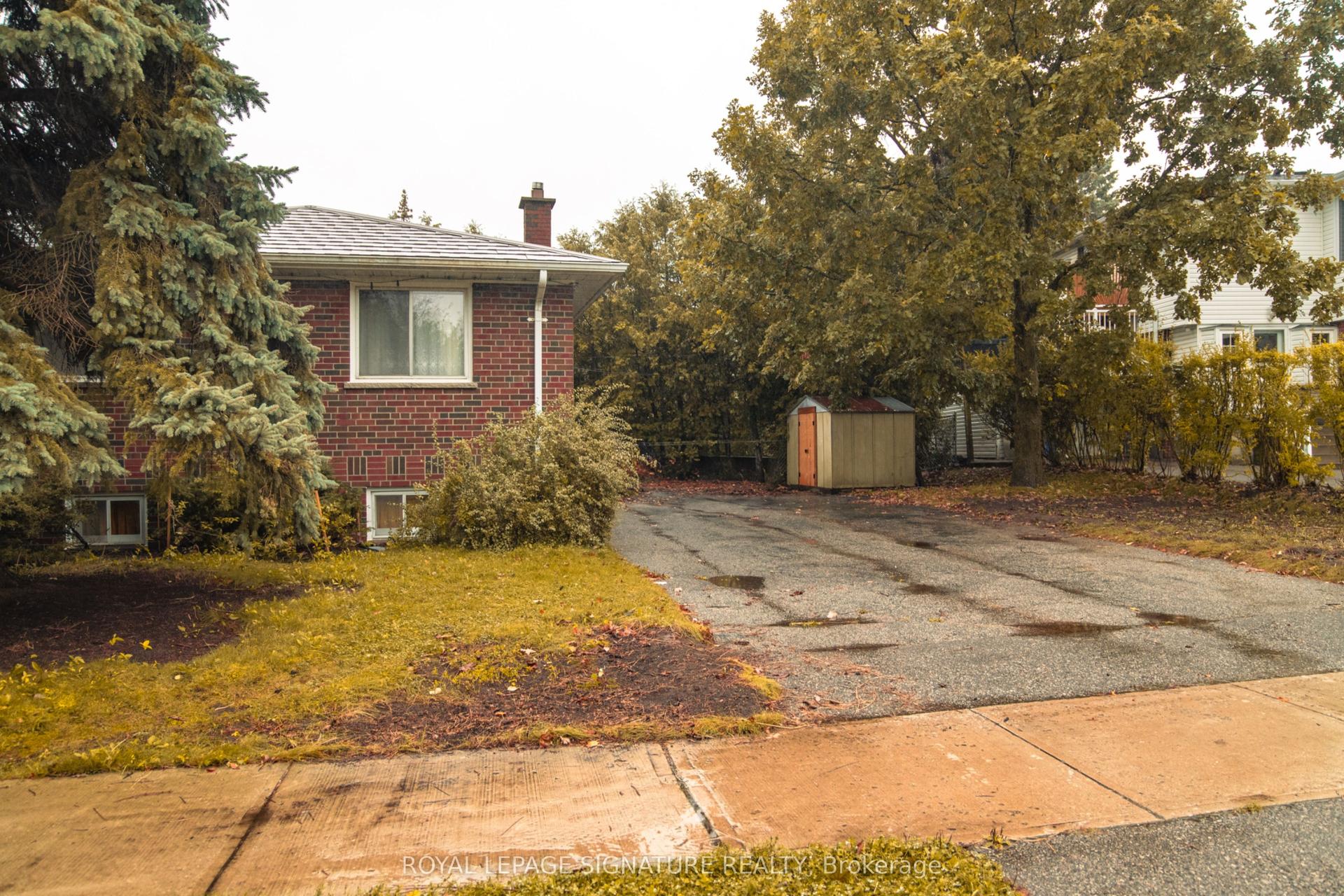 2 Brantwood Drive — photo 1