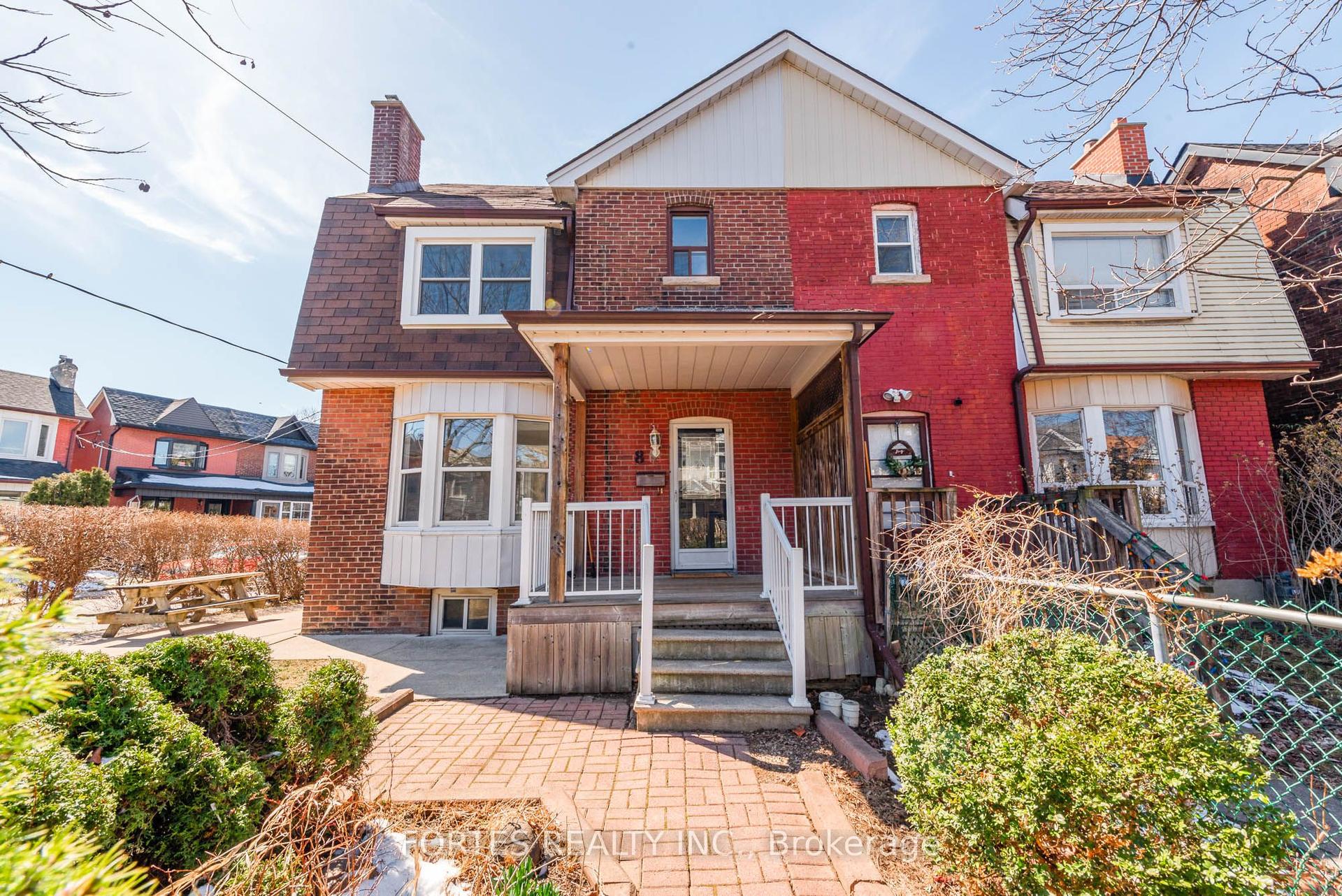 8 Spring Grove Avenue — photo 1