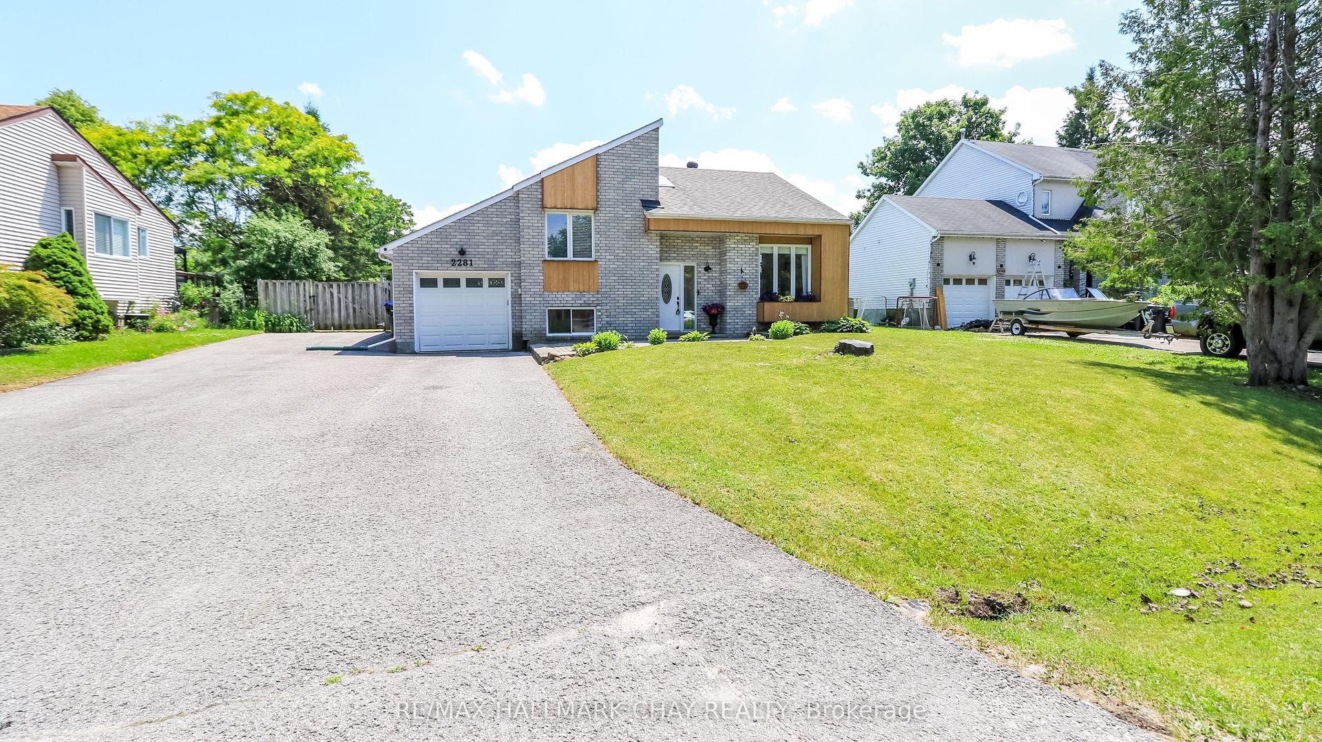 2281 Scythes Street — photo 1