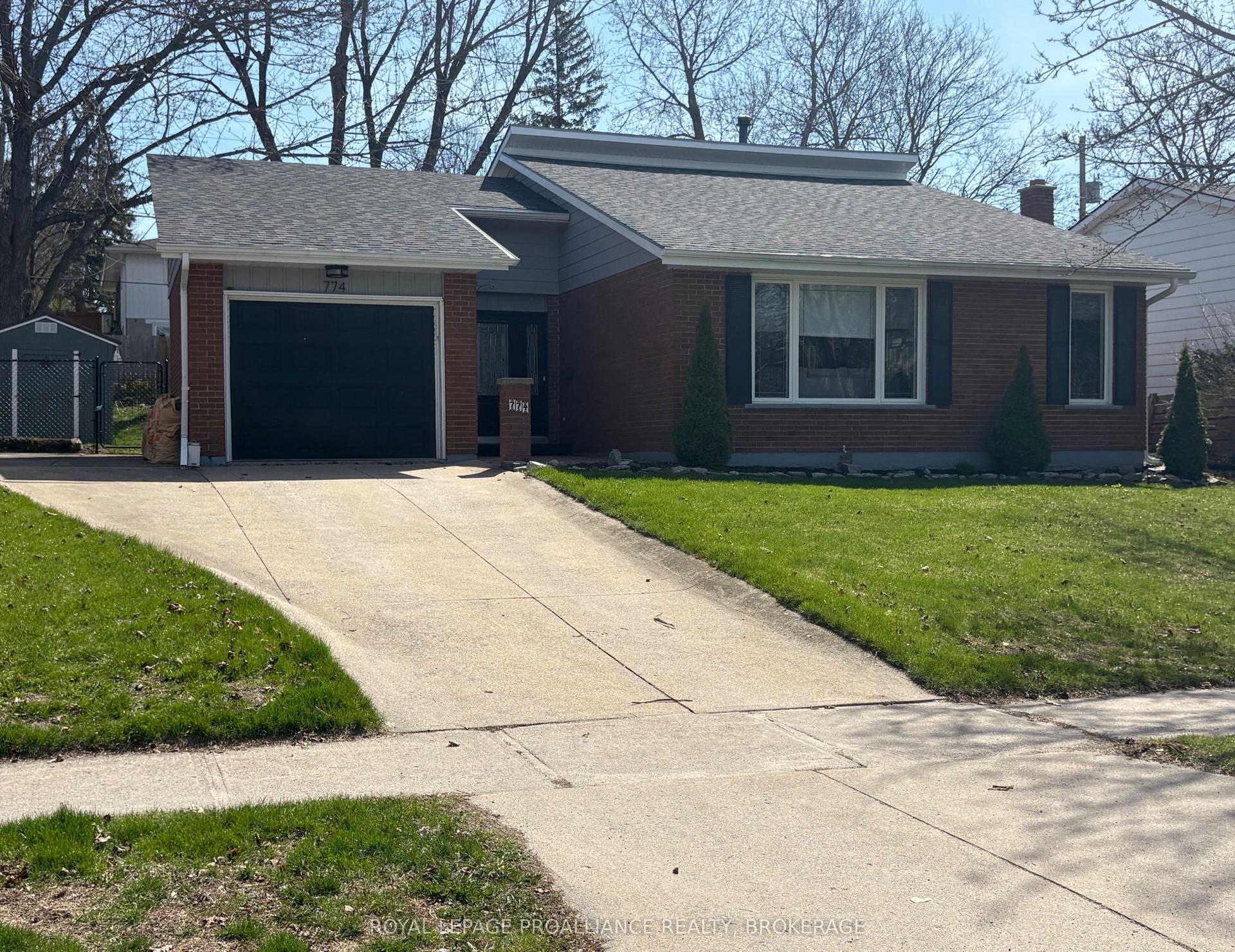 774 High Gate Park Drive — photo 1