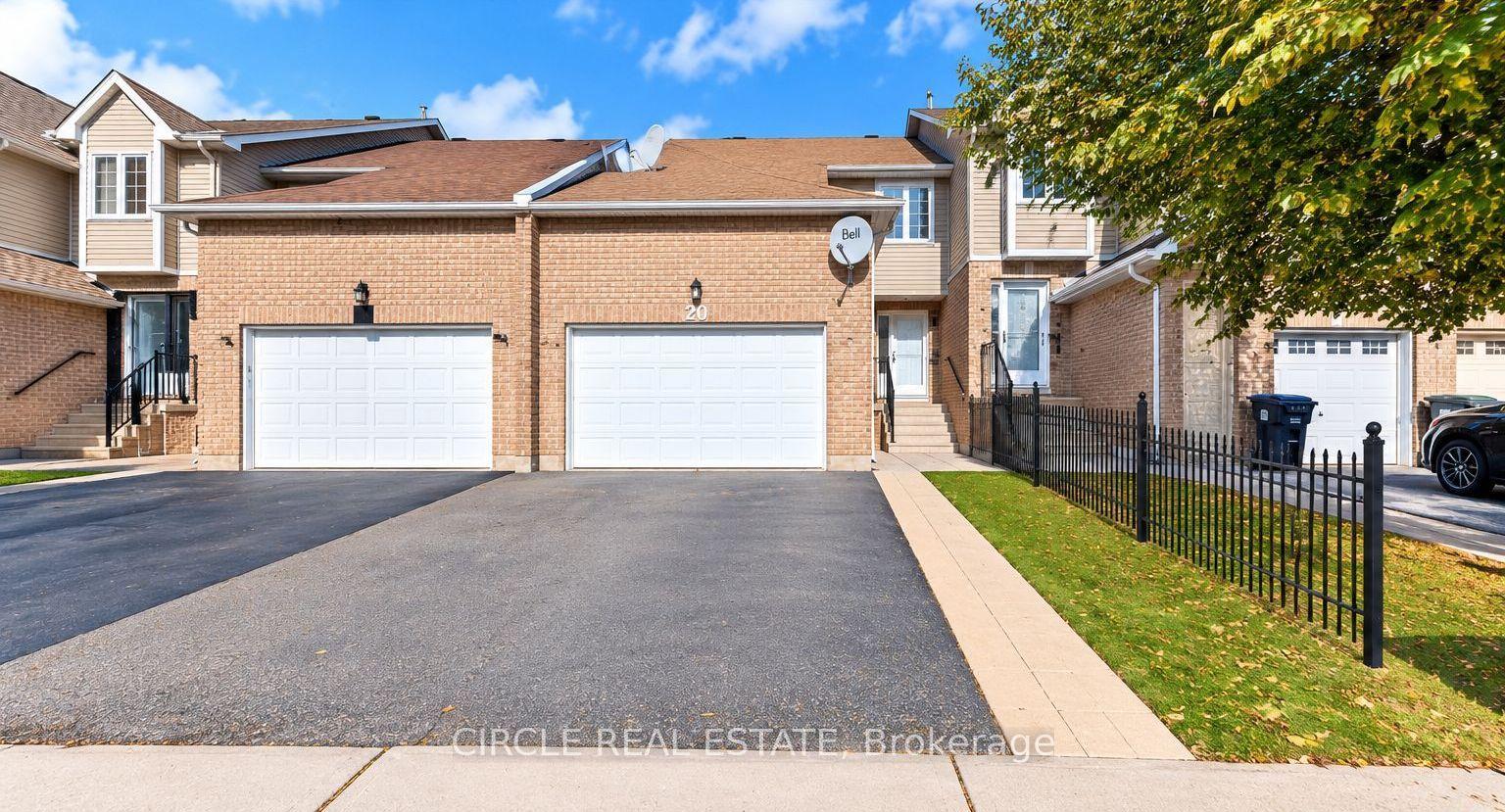 20 langdale Crescent, Brampton — Townhouse for sale, photo 1