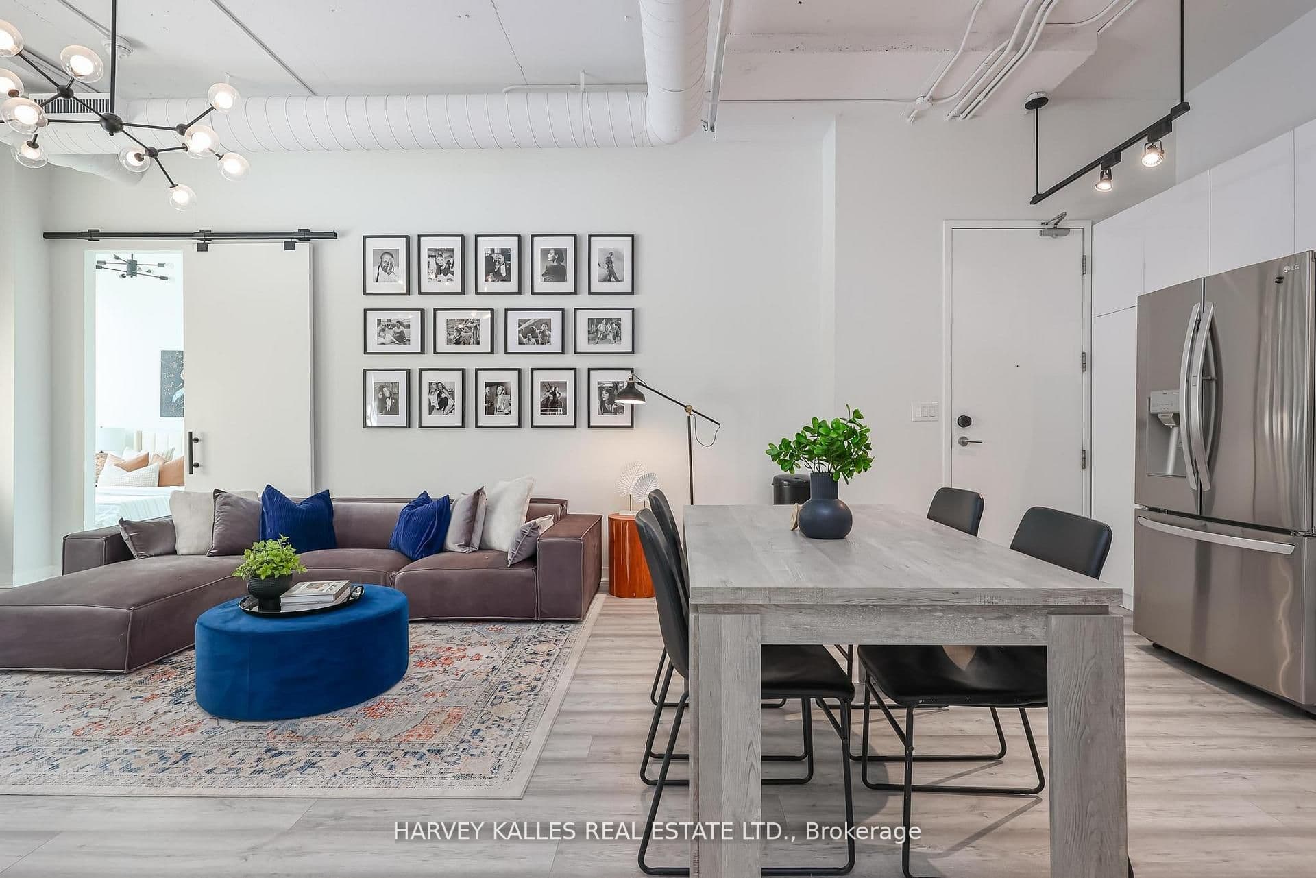 188 Eglinton Avenue E 412 #412 — photo 1