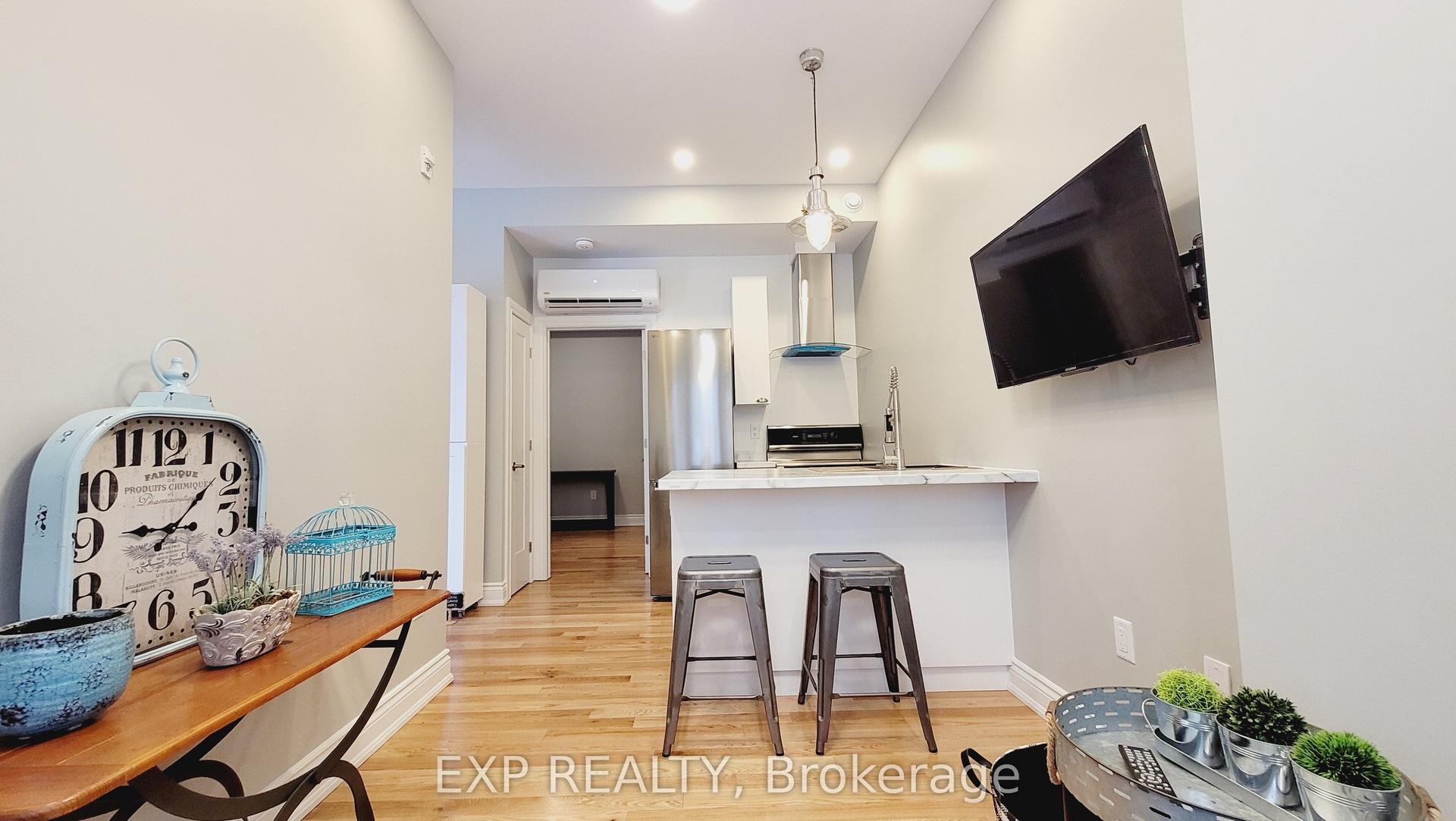 157 James Street 101 #101 — photo 1