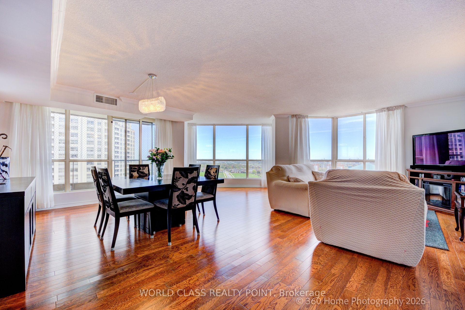 55 Kingsbridge Garden Circle 1811 #1811 — photo 1