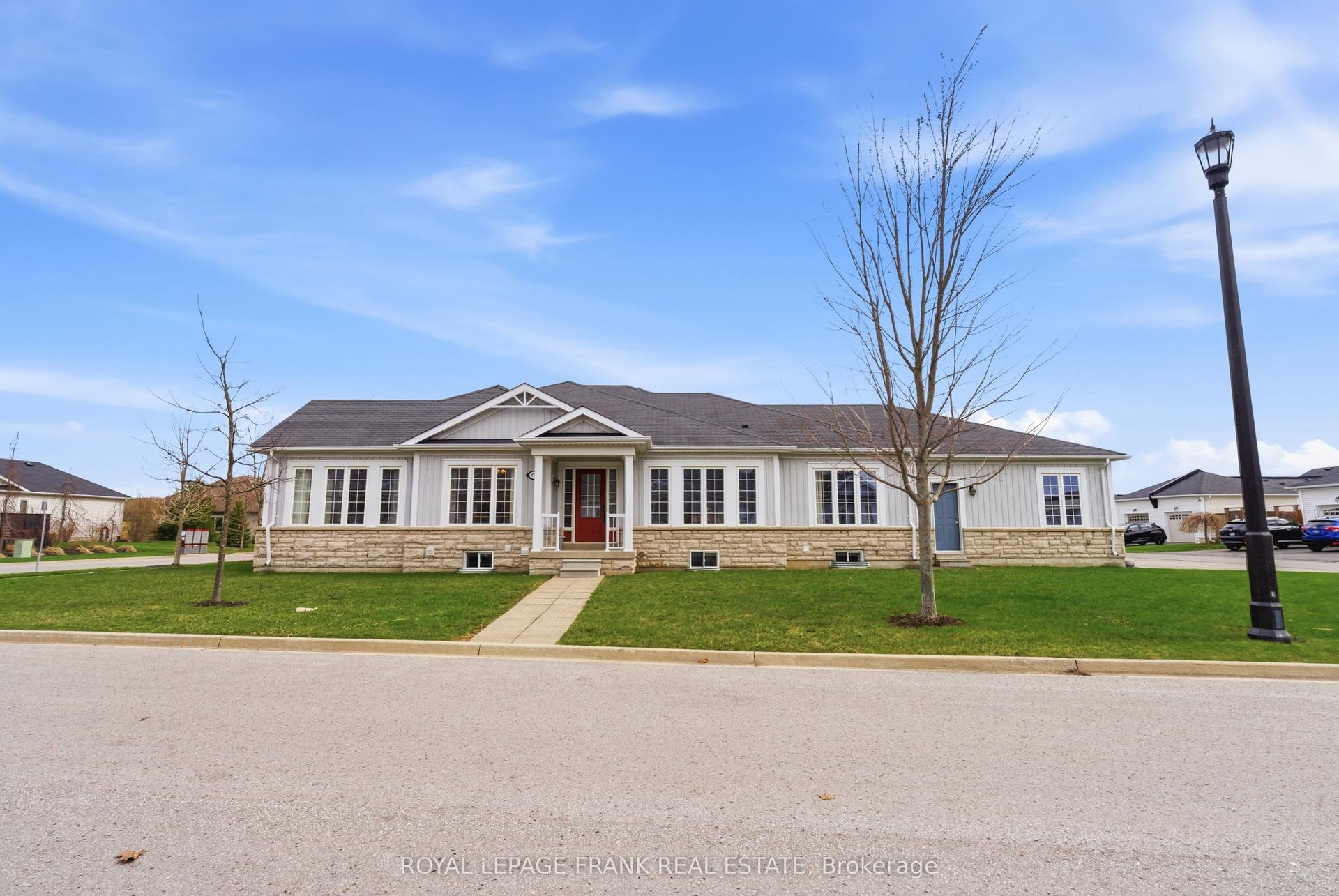 721 Henderson Drive — photo 1