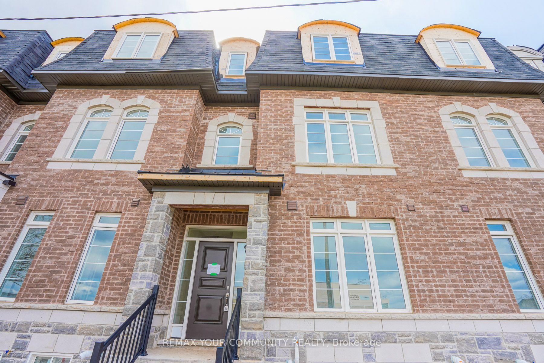 13 Gilford Street, Brampton — Townhouse for lease, photo 1