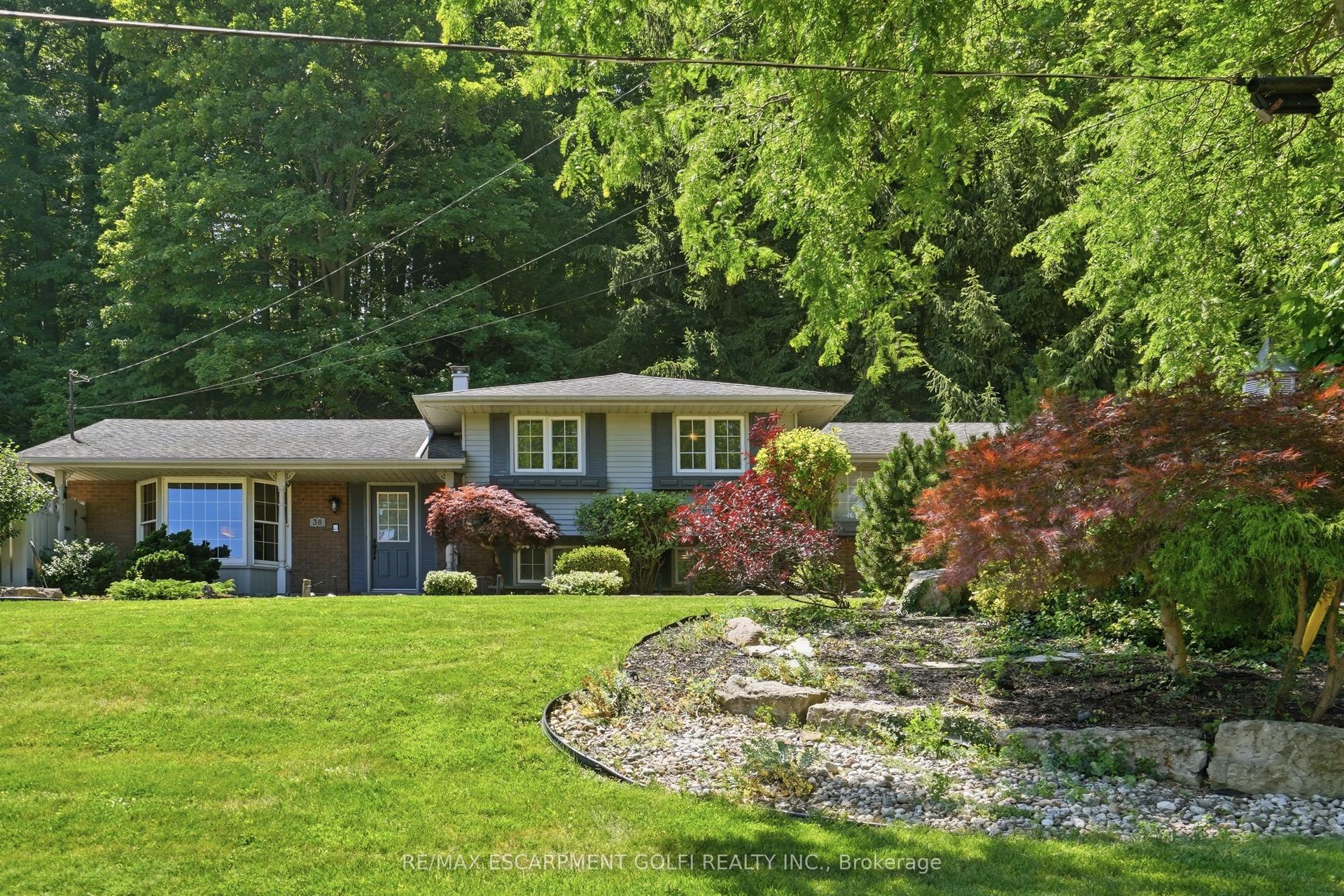 38 KINGSWAY Boulevard, Grimsby — Detached for sale, photo 1