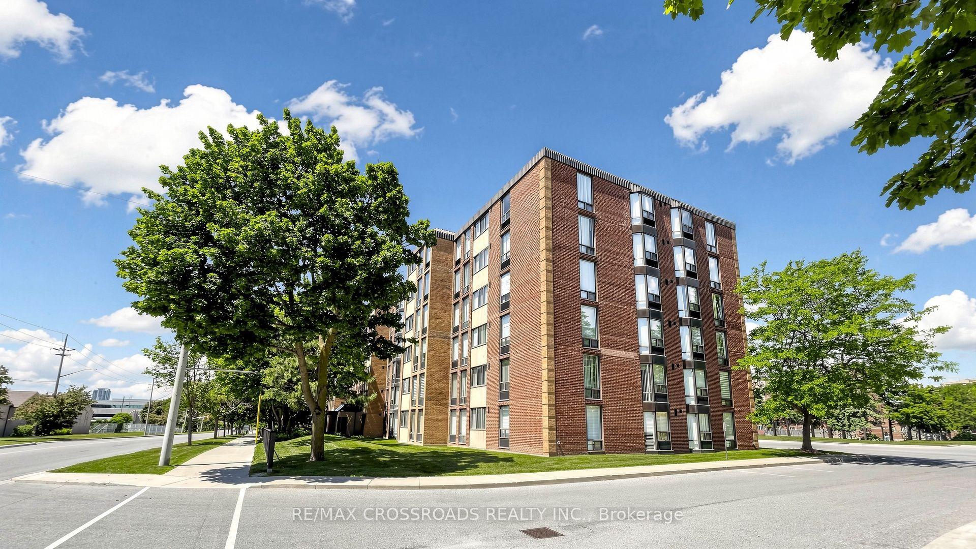1530 Pickering Parkway 206 #206 — photo 1