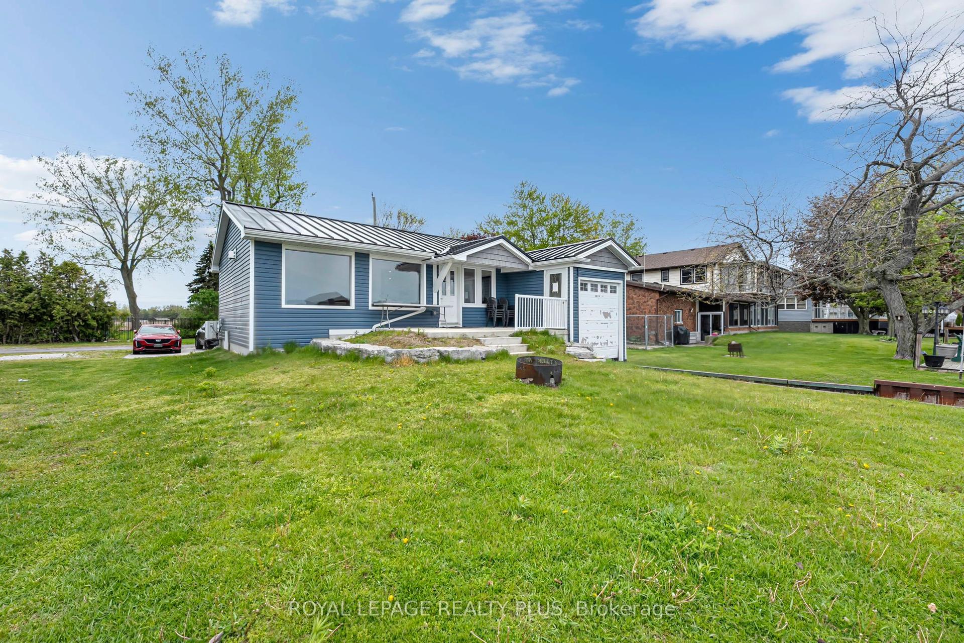 36 Dickinson Avenue — photo 1