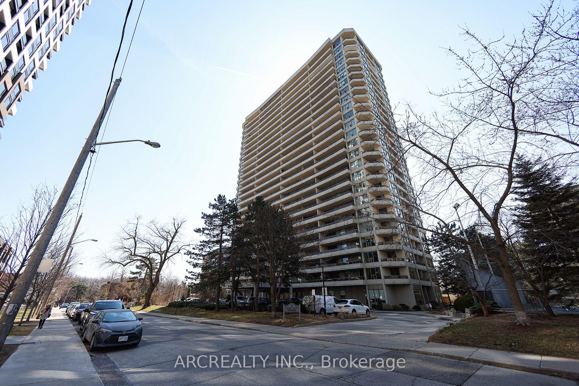 50 Quebec Avenue 2401 #2401 — photo 1