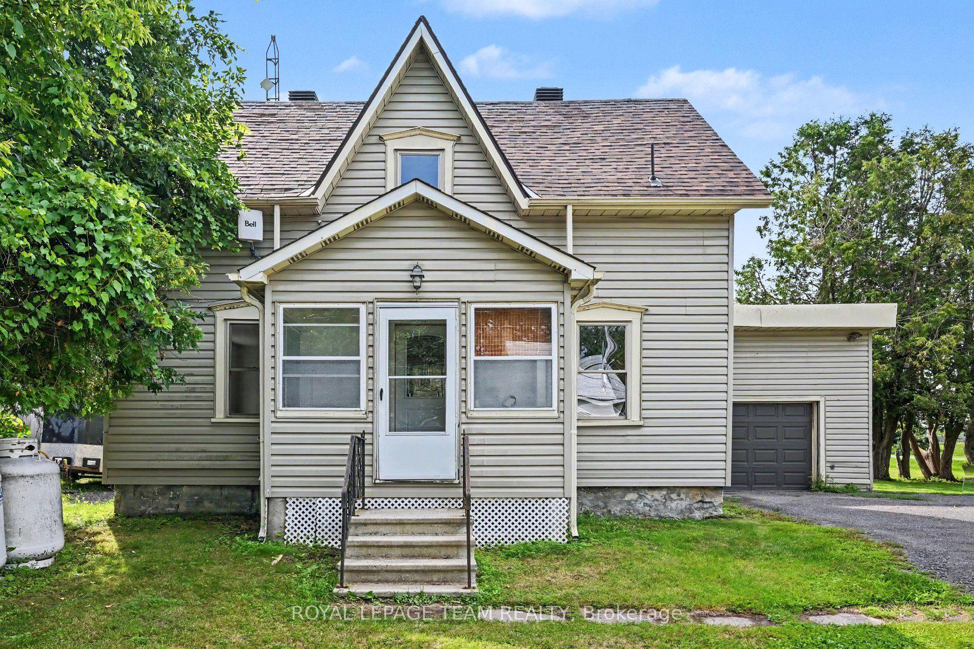 10526 Van Allen Road, North Dundas — Detached for sale, photo 1