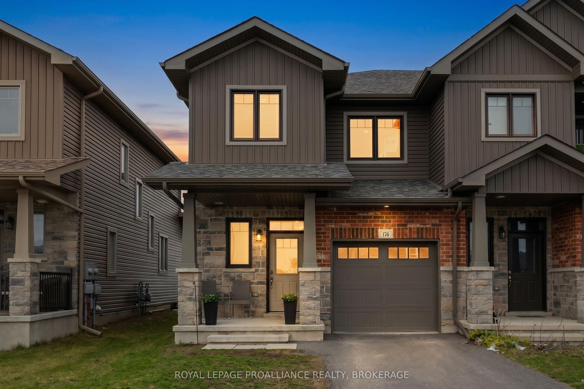 176 Dr Richard James Crescent — photo 1