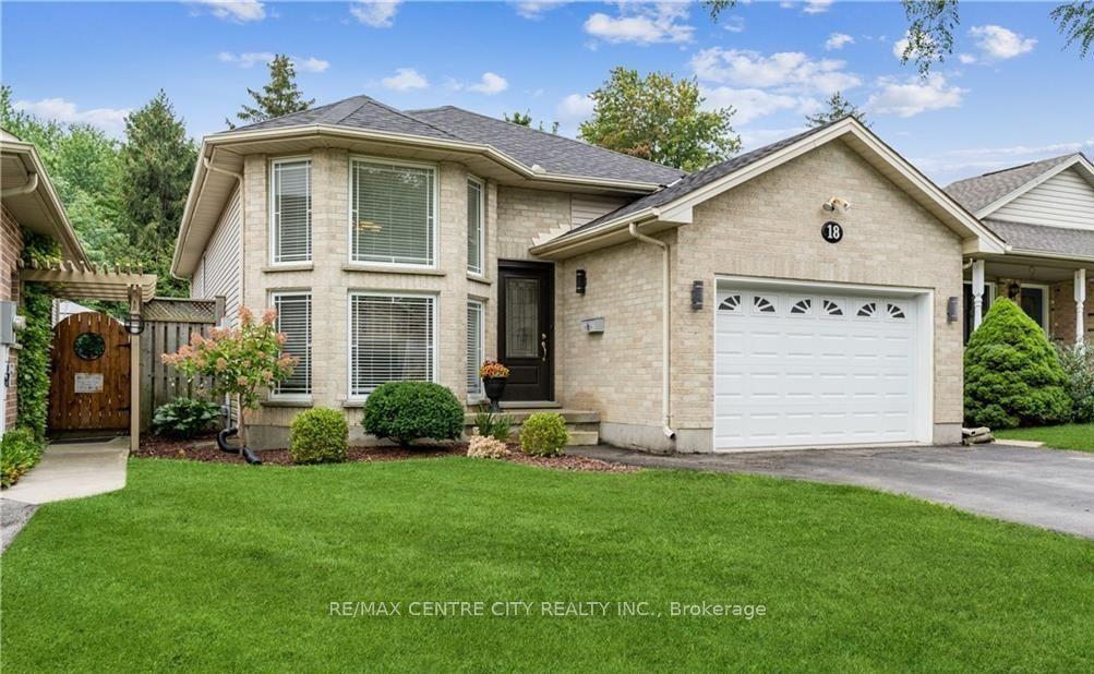 18 Kennedy Place — photo 1