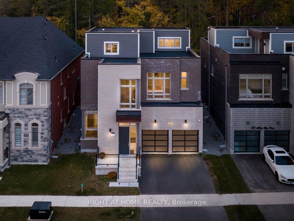 121 Milky Way Drive, Richmond Hill — Detached for sale, photo 1