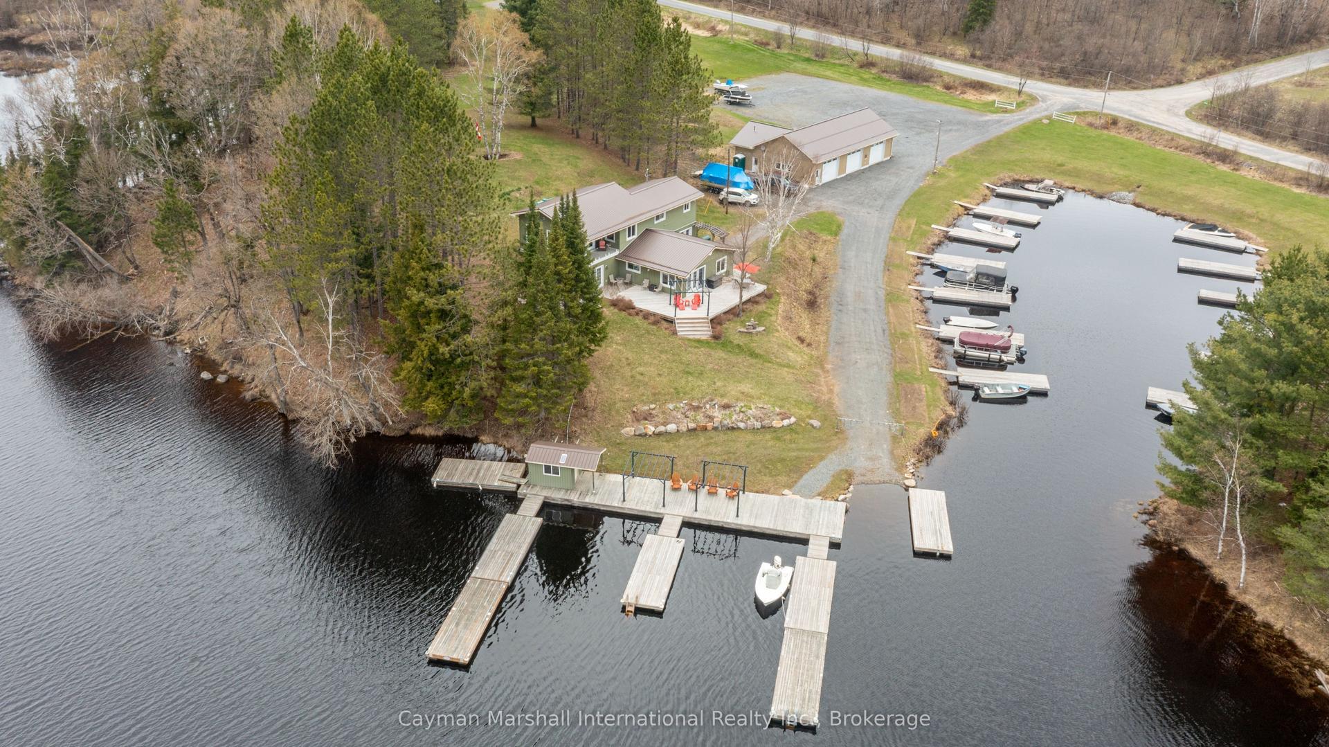 143 South Drive, Huntsville — Detached for sale, photo 1