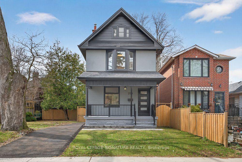 290 Chisholm Avenue — photo 1