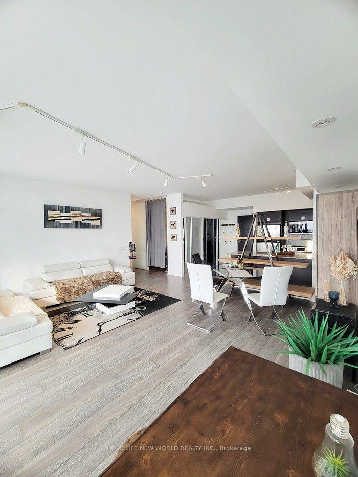 33 Charles Street E 2706 #2706 — photo 1