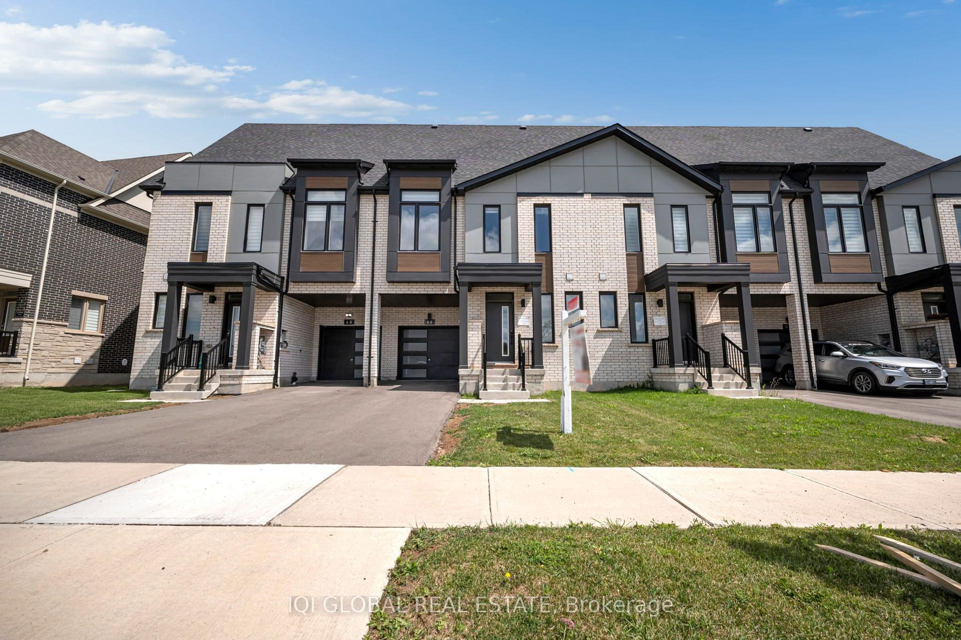 66 Settlers Road E, Oakville — Townhouse for sale, photo 1