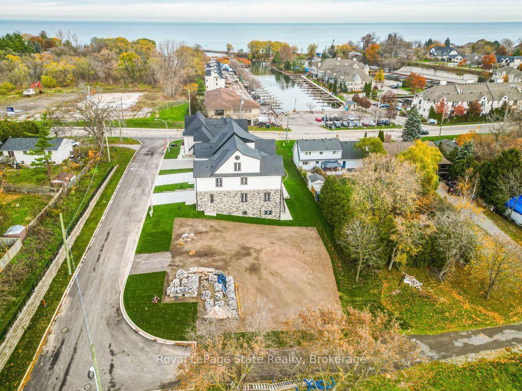 422-424 Robinson Street N, Grimsby — Land for sale, photo 1