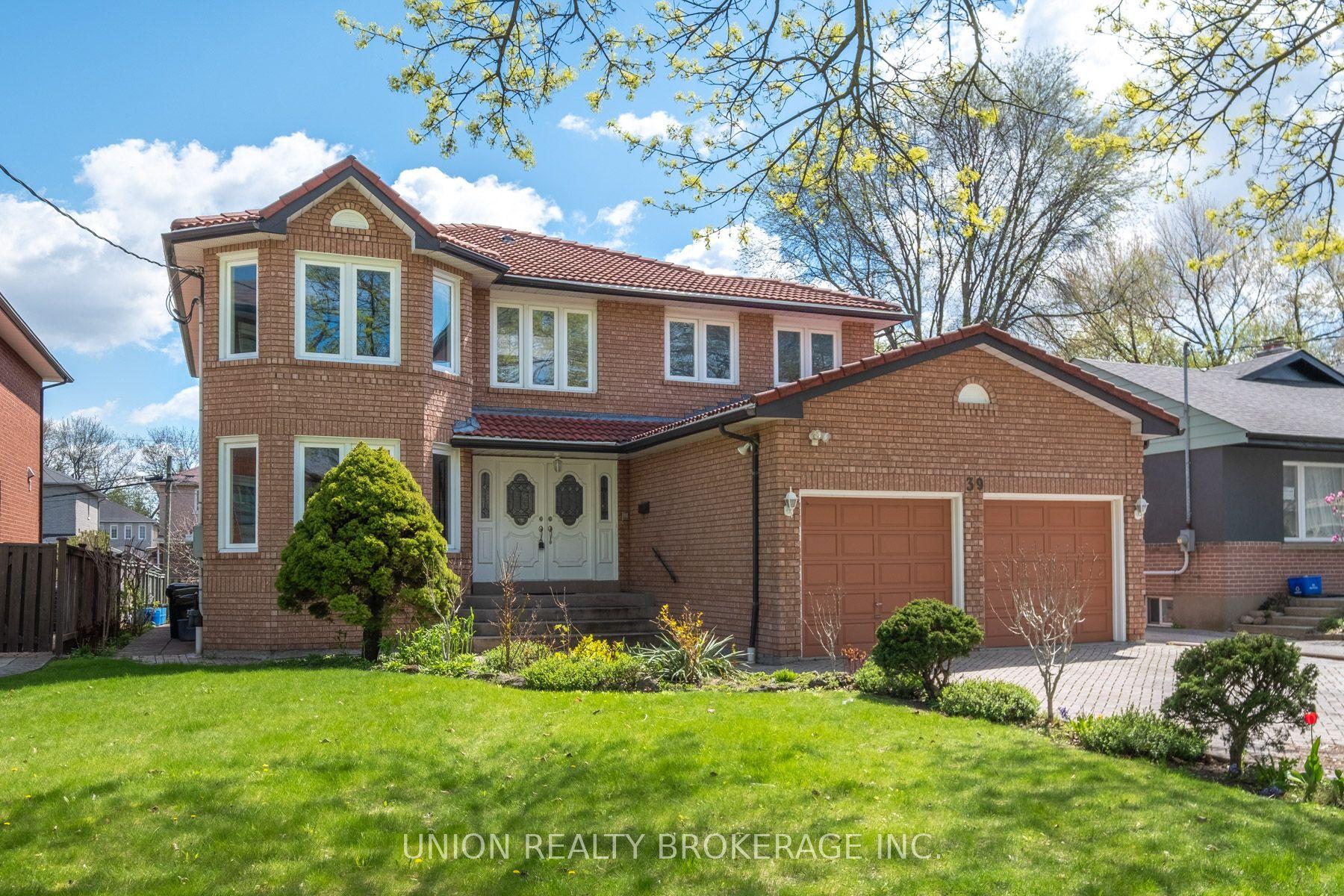 39 Buena Vista Avenue — photo 1
