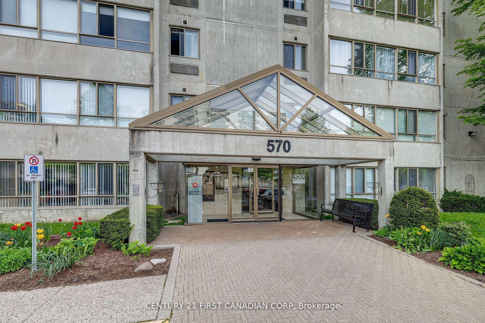 570 Proudfoot Lane 405 #405 — photo 1