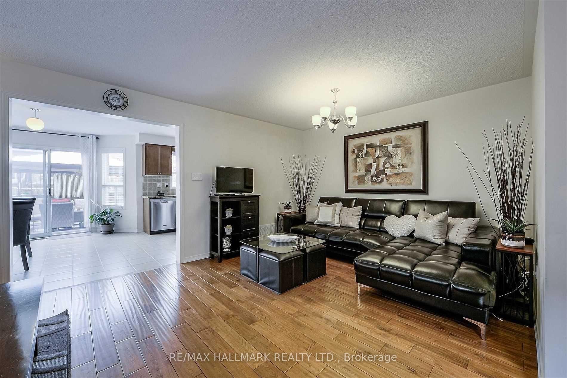309 Golden Orchard Road, Vaughan — Semi-Detached for lease, photo 1