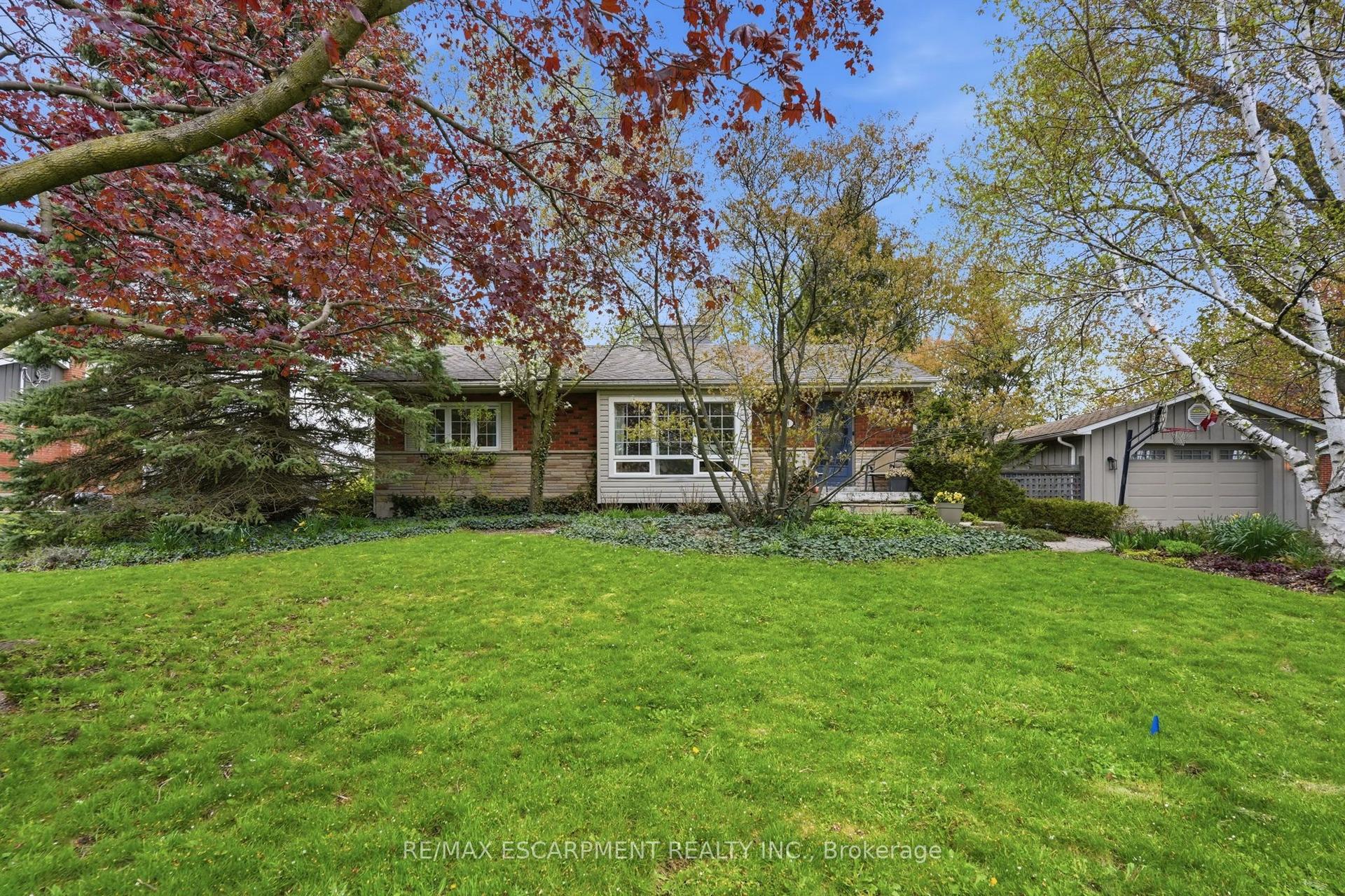 21 Brian Boulevard — photo 1