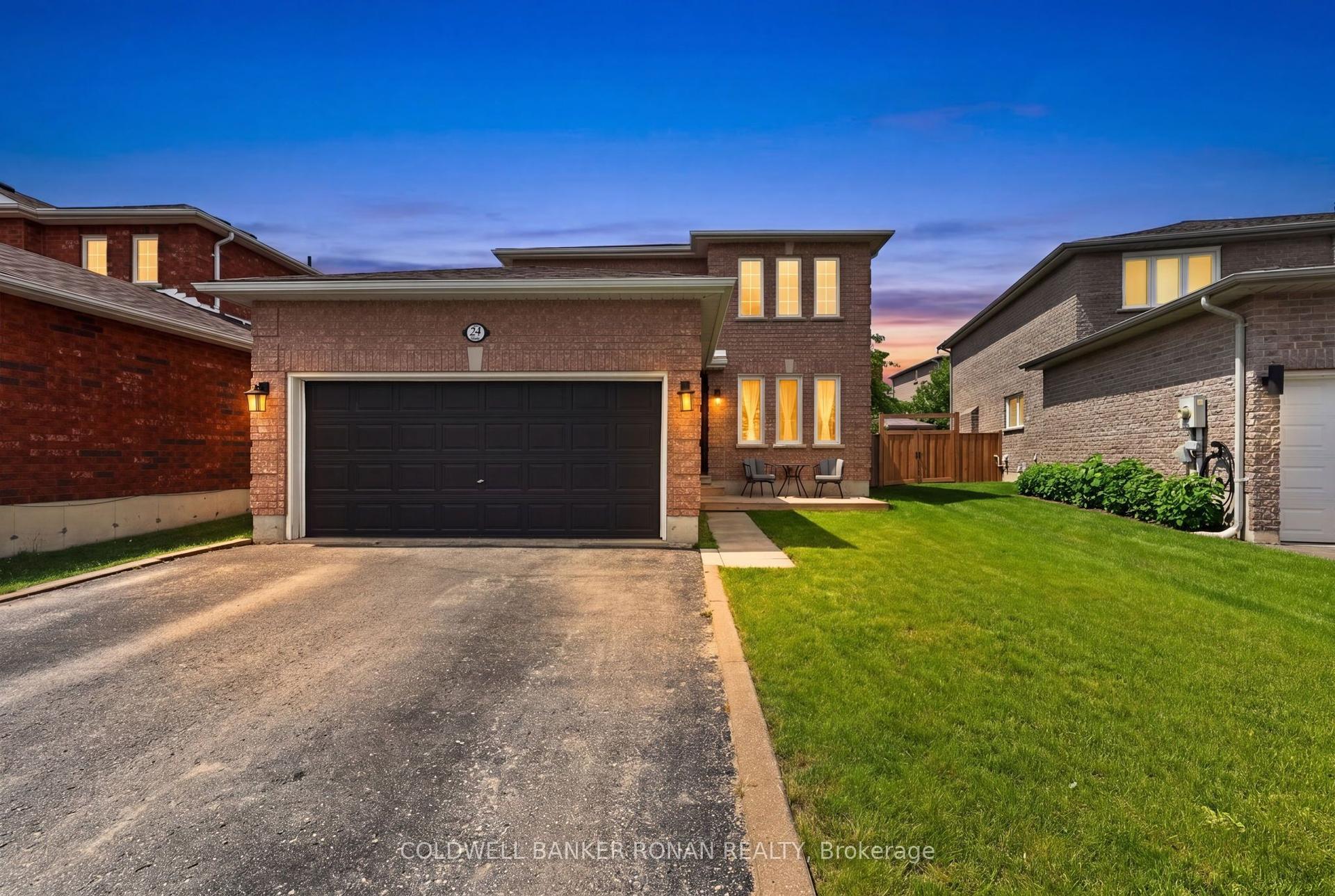 24 Ryan Court, Barrie — Detached for sale, photo 1