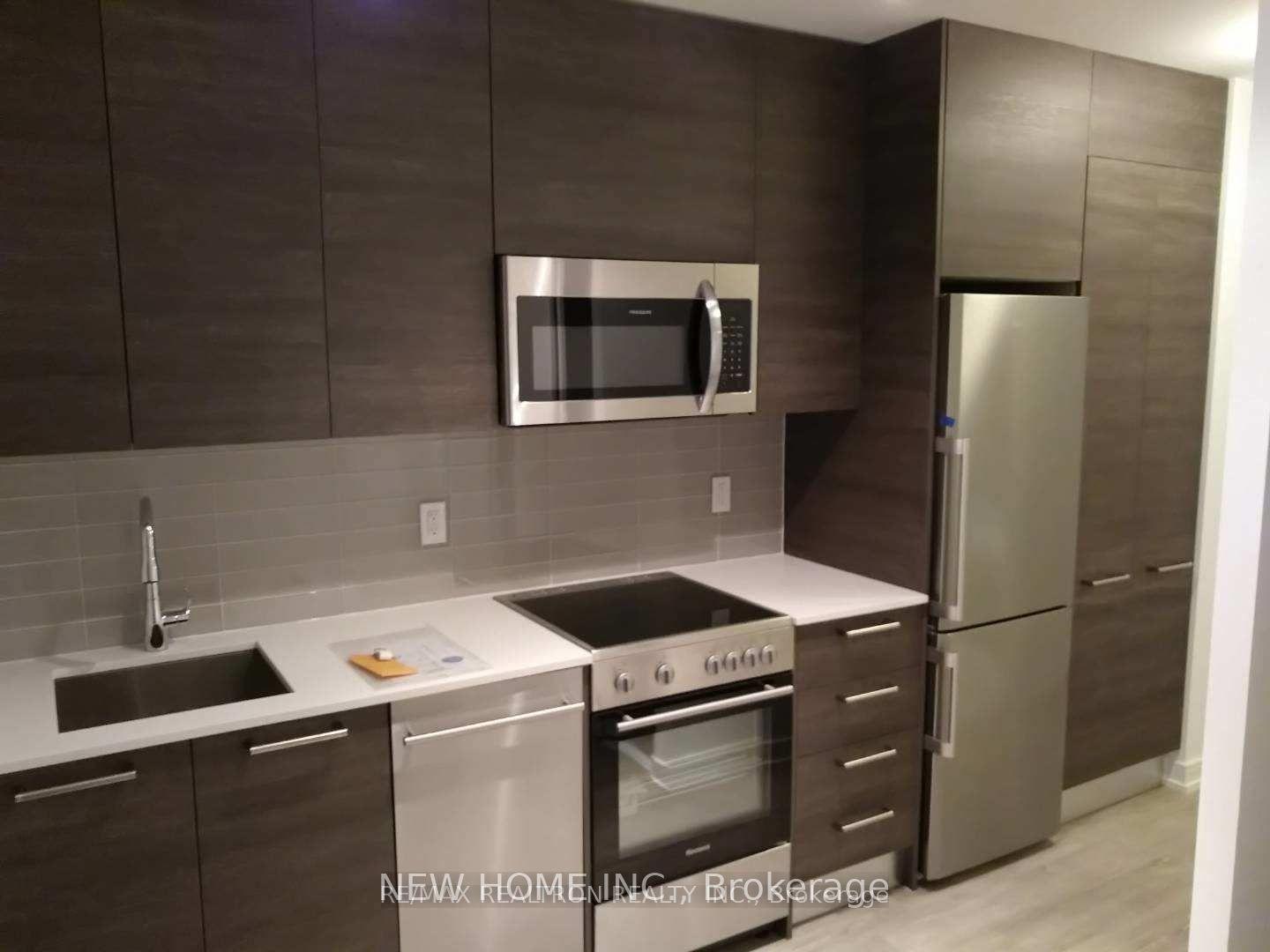28 Wellesley Street E 411 #411, Toronto — Condo for lease, photo 1