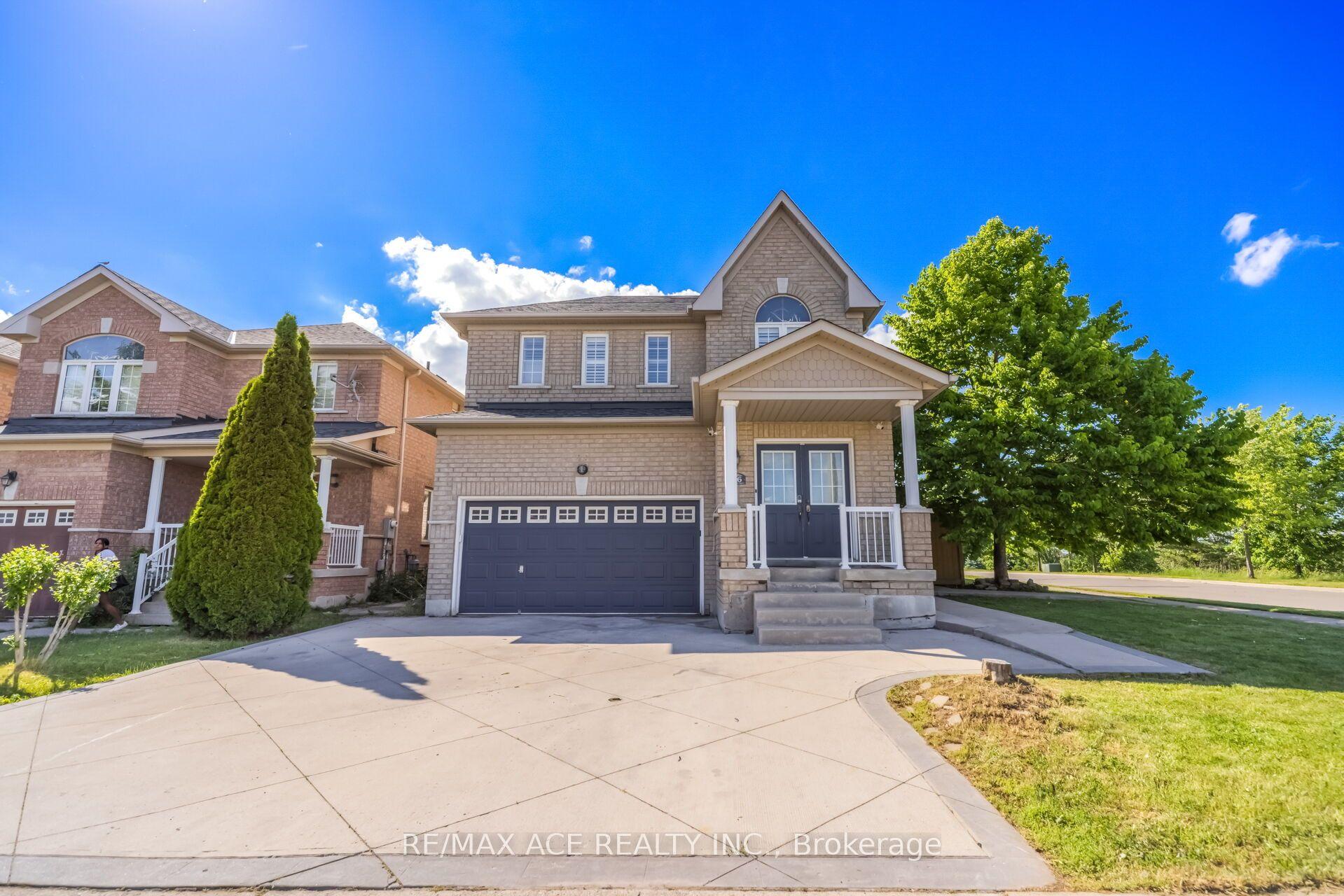 86 Treasure Drive Main #Main, Brampton — Detached for lease, photo 1