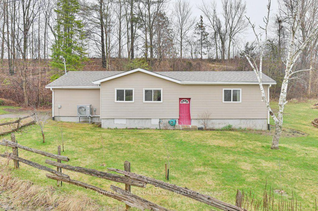 13 McCauley Road — photo 1