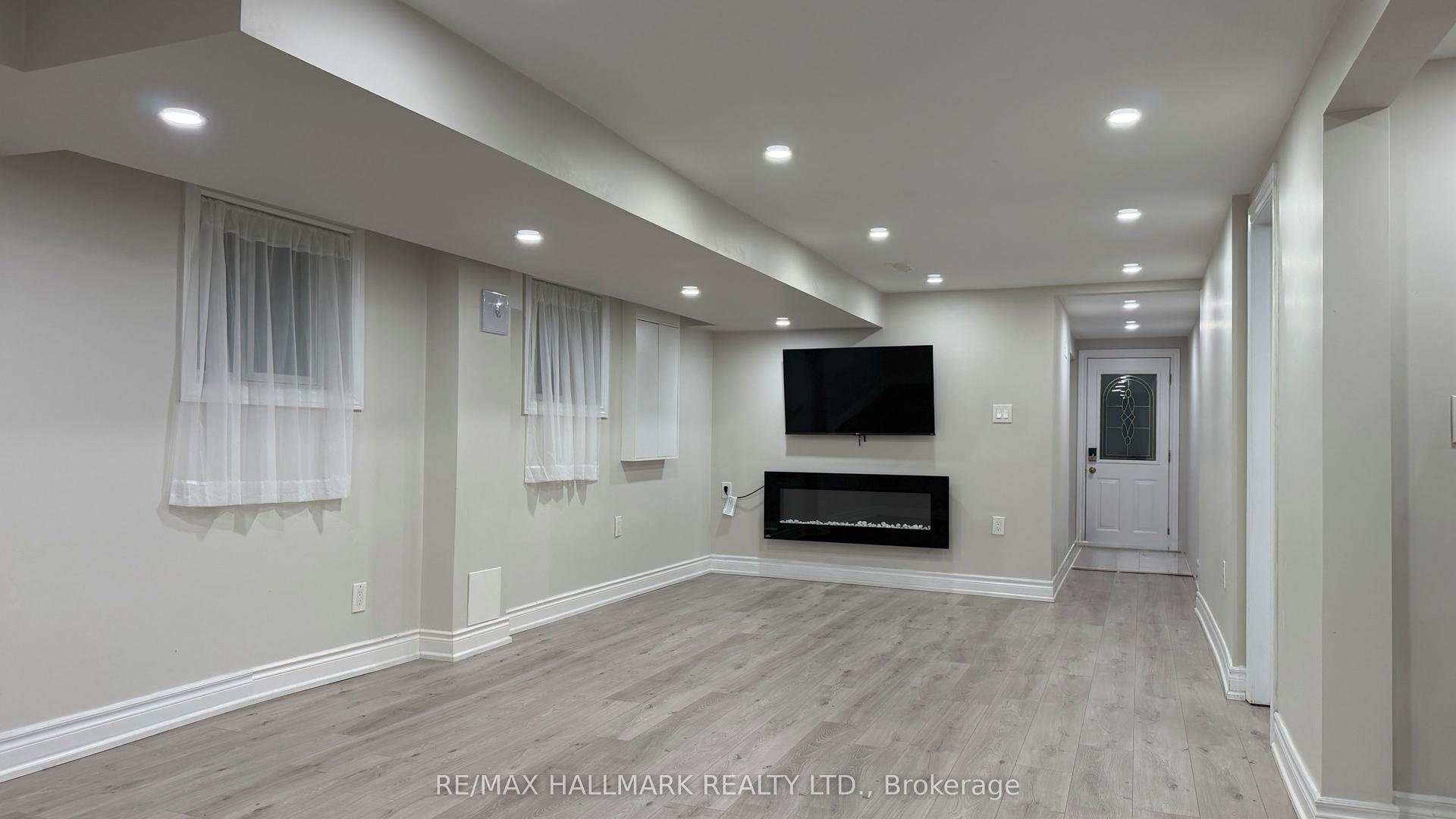 76 Clancy Drive BASEMENT #BASEMENT, Toronto — Semi-Detached for lease, photo 1
