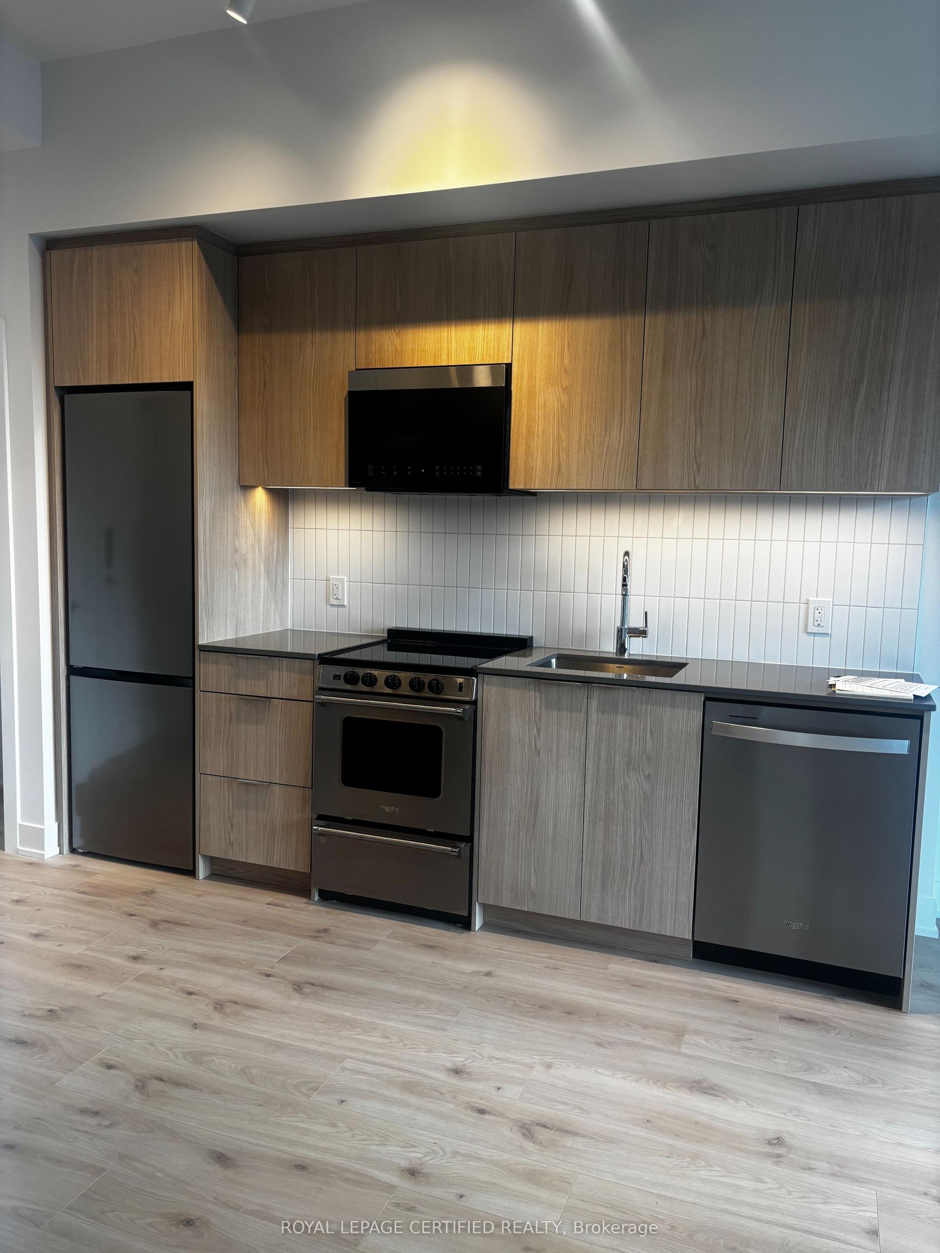 3088 William Cutmore Boulevard 112 #112, Oakville — Condo for lease, photo 1