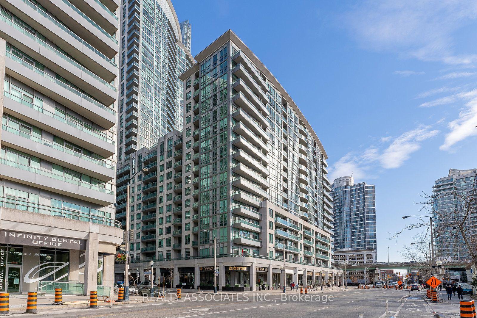 19 Grand Trunk Crescent 2710 #2710, Toronto — Condo for lease, photo 1
