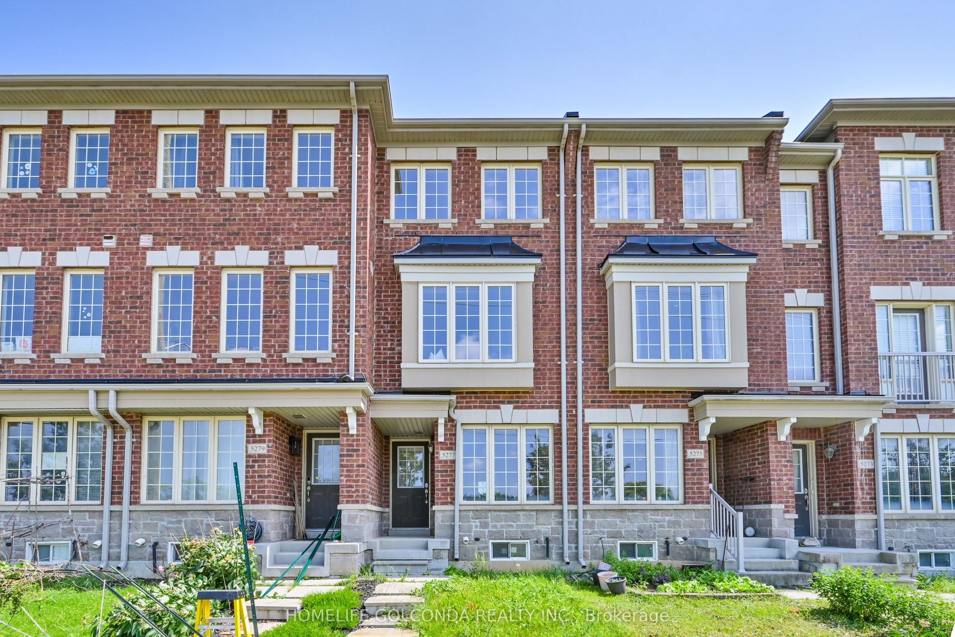 5277 Major Mackenzie Drive E, Markham — Townhouse for sale, photo 1