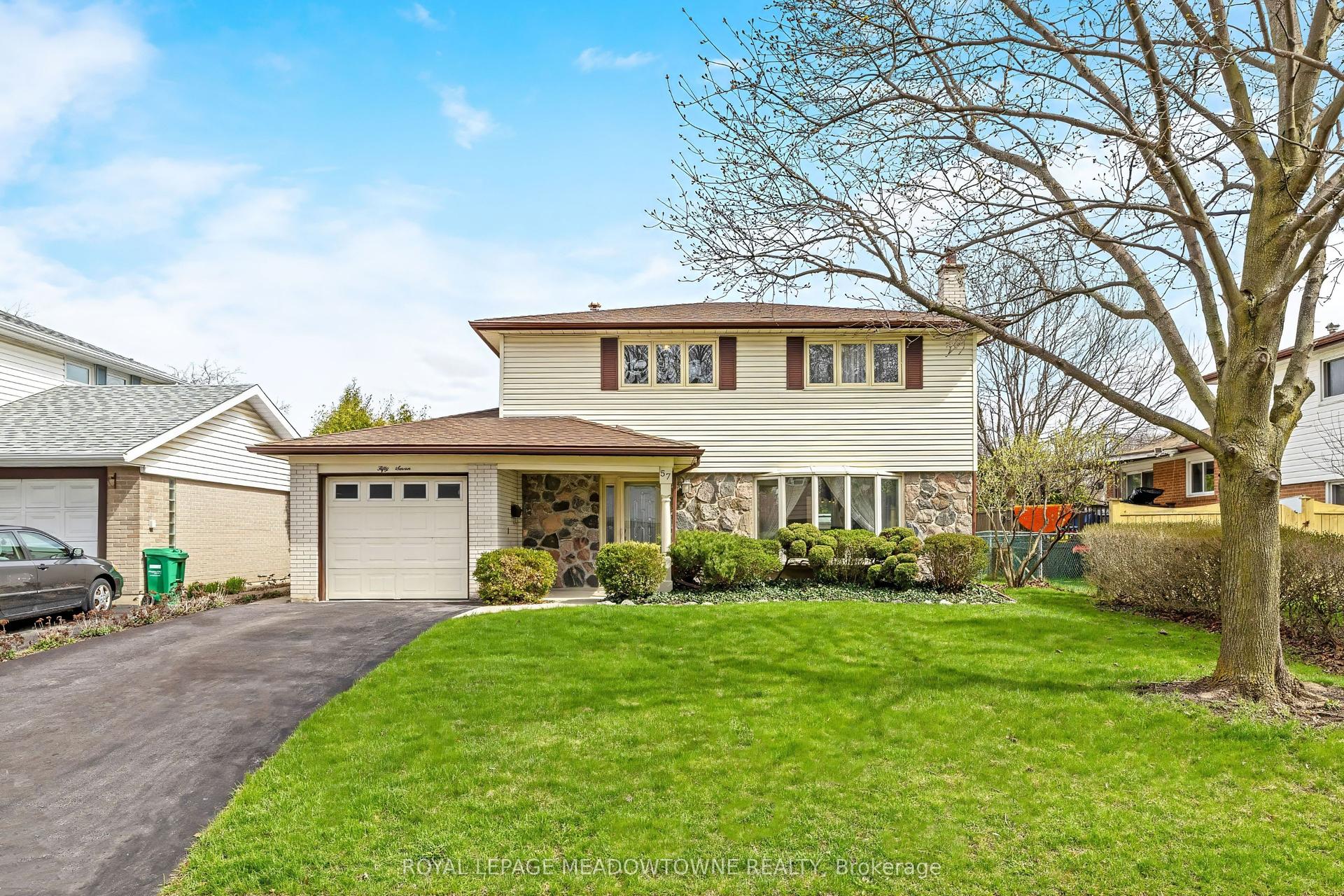 57 Inglewood Drive — photo 1