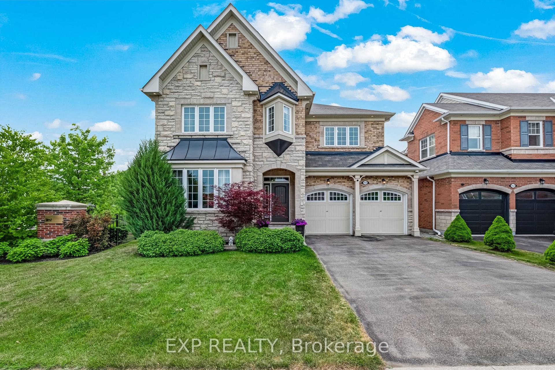 156 Degraaf Crescent — photo 1