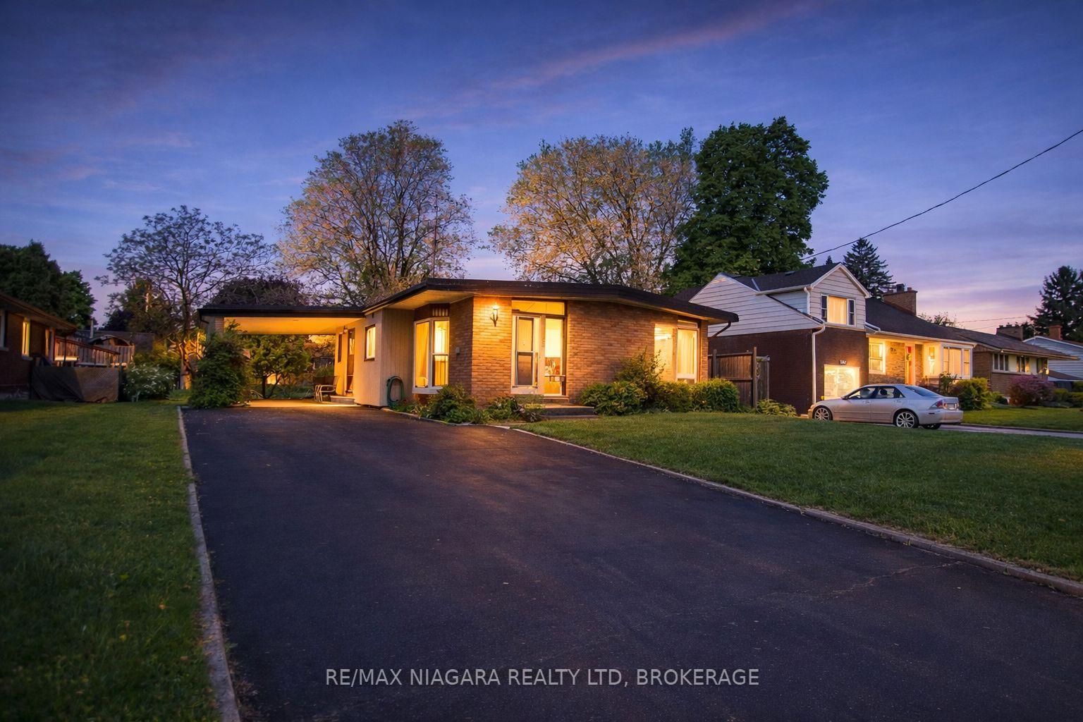 3577 MARLBOROUGH Place MAIN #MAIN — photo 1