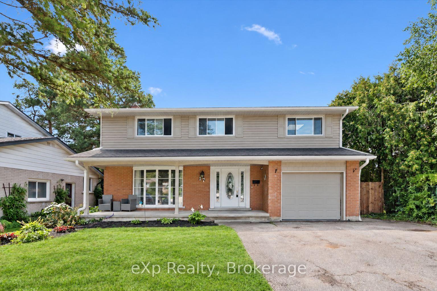 17 Carmine Place, Guelph — Detached for sale, photo 1