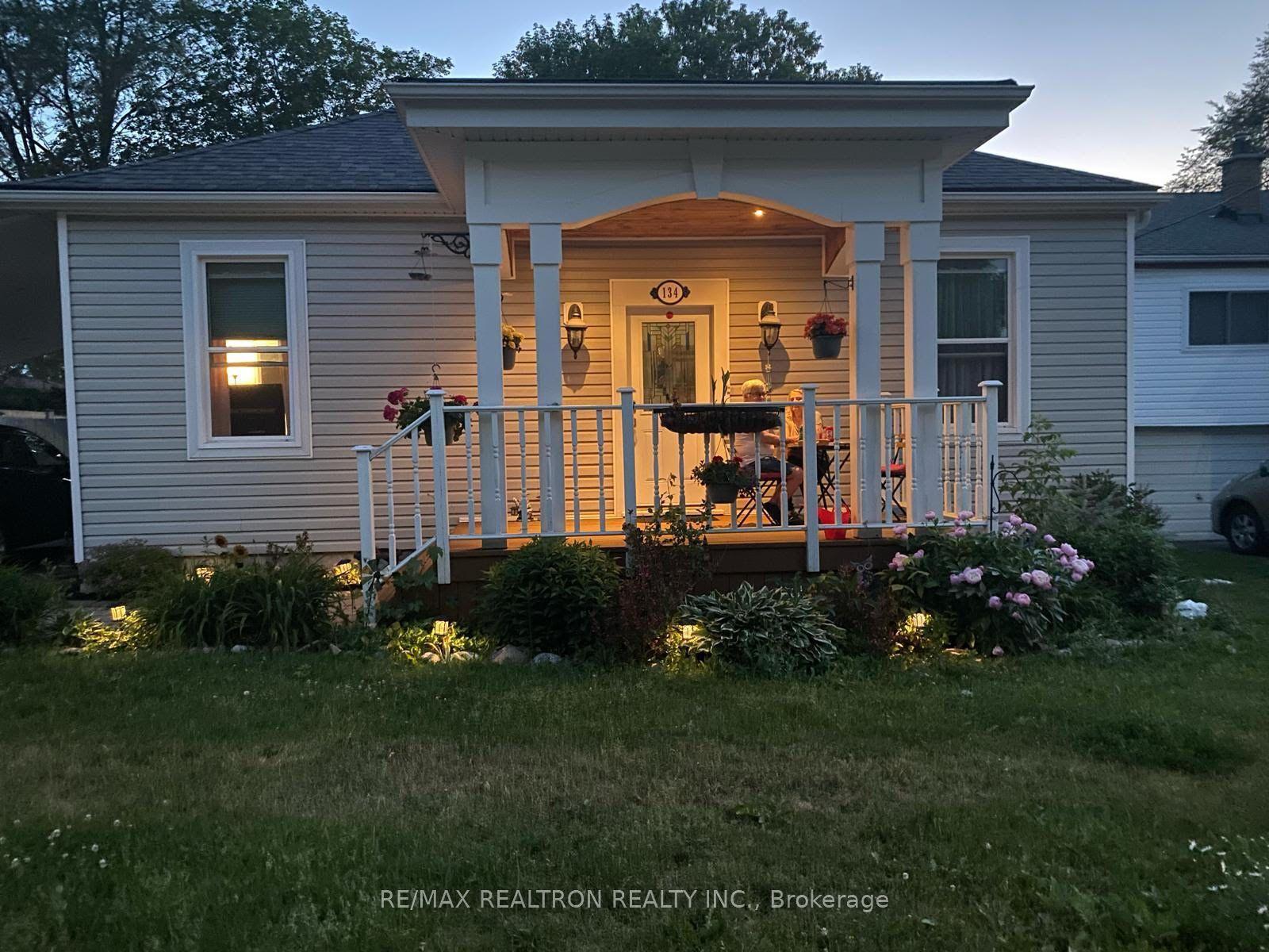 134 Wesley Street — photo 1