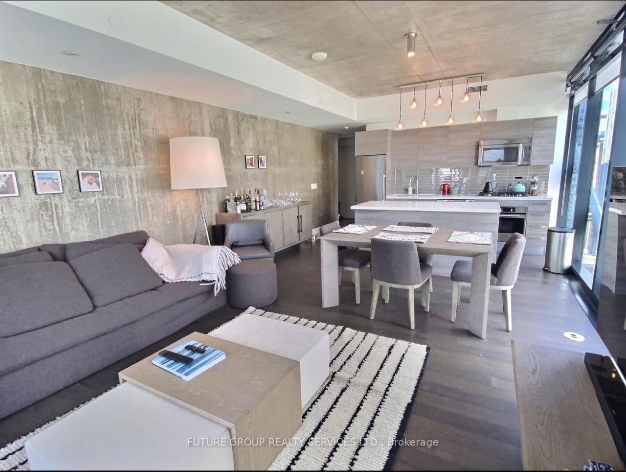 224 King Street W 1204 #1204, Toronto — Condo for lease, photo 1