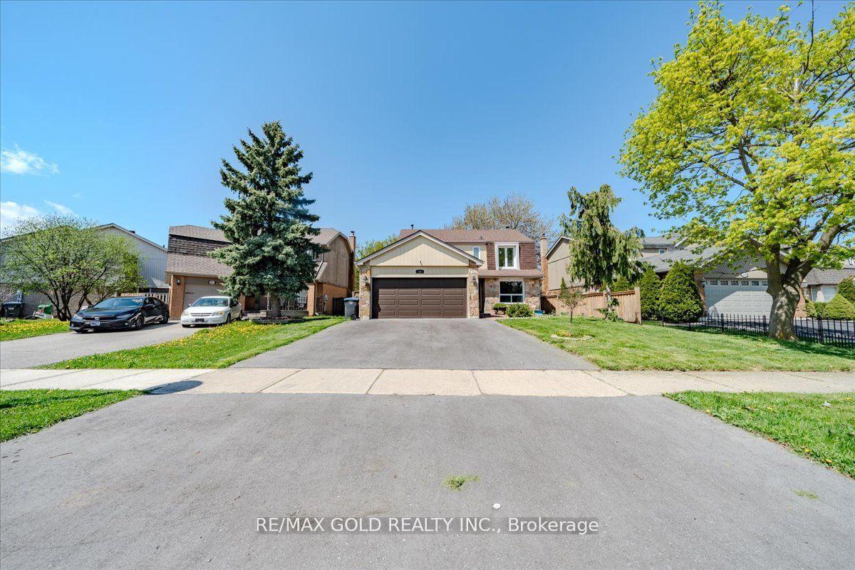 18 Markham Street, Brampton — Detached for lease, photo 1