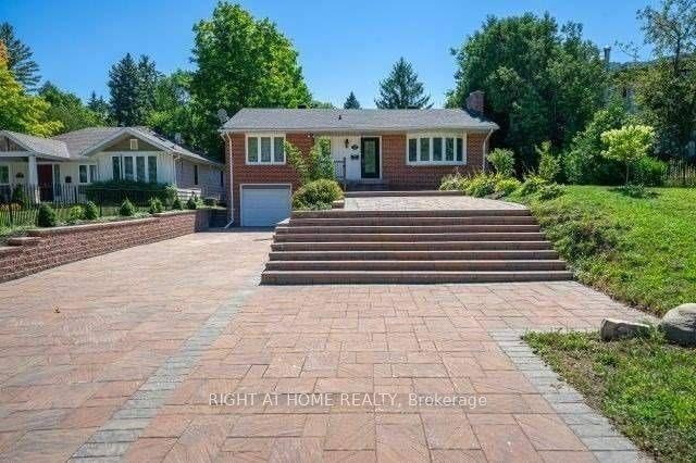 52 Eagle Street Main #Main, Newmarket — Detached for lease, photo 1