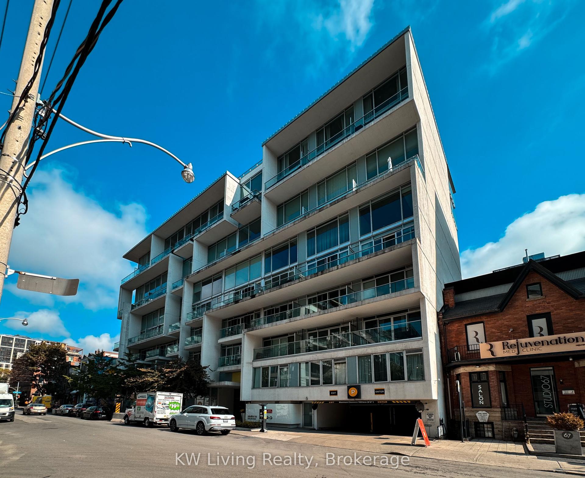 75 Portland Street 901 #901 — photo 1