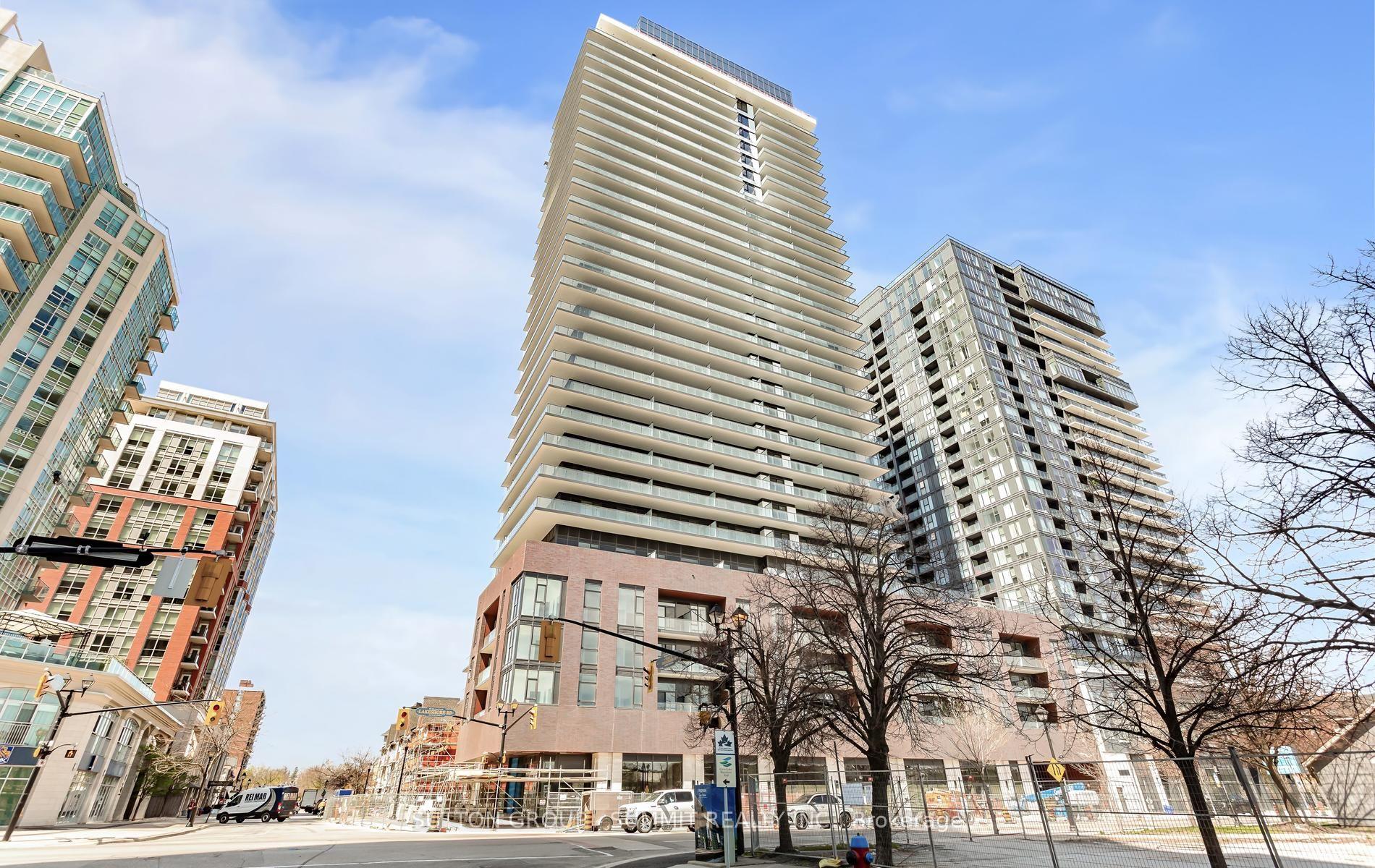 2075 Lakeshore Road 1402 #1402 — photo 1