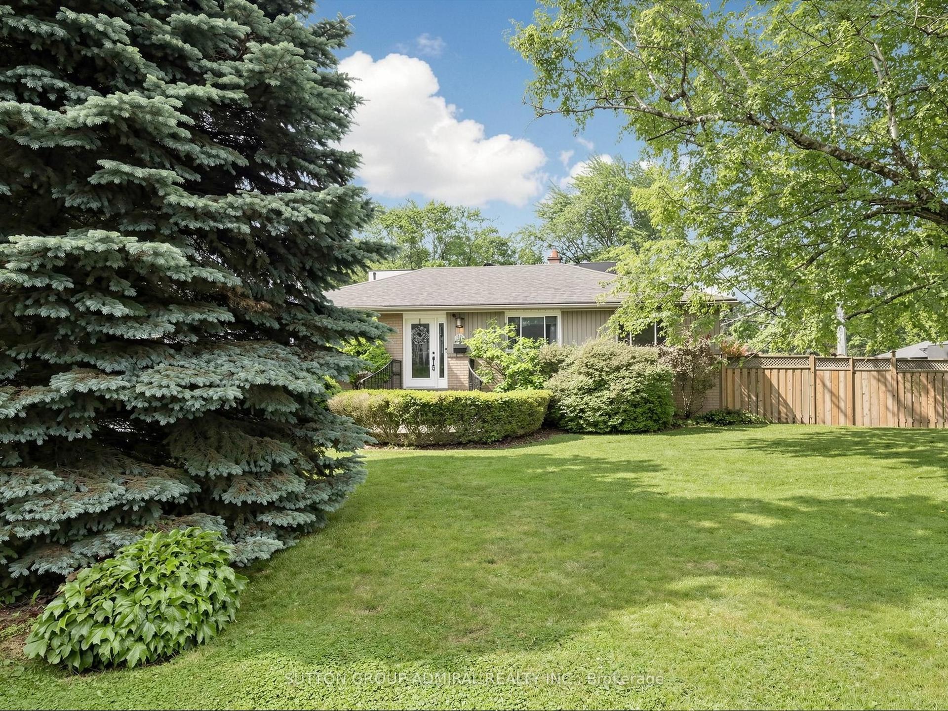 1864 Hindhead Road, Mississauga — Detached for sale, photo 1