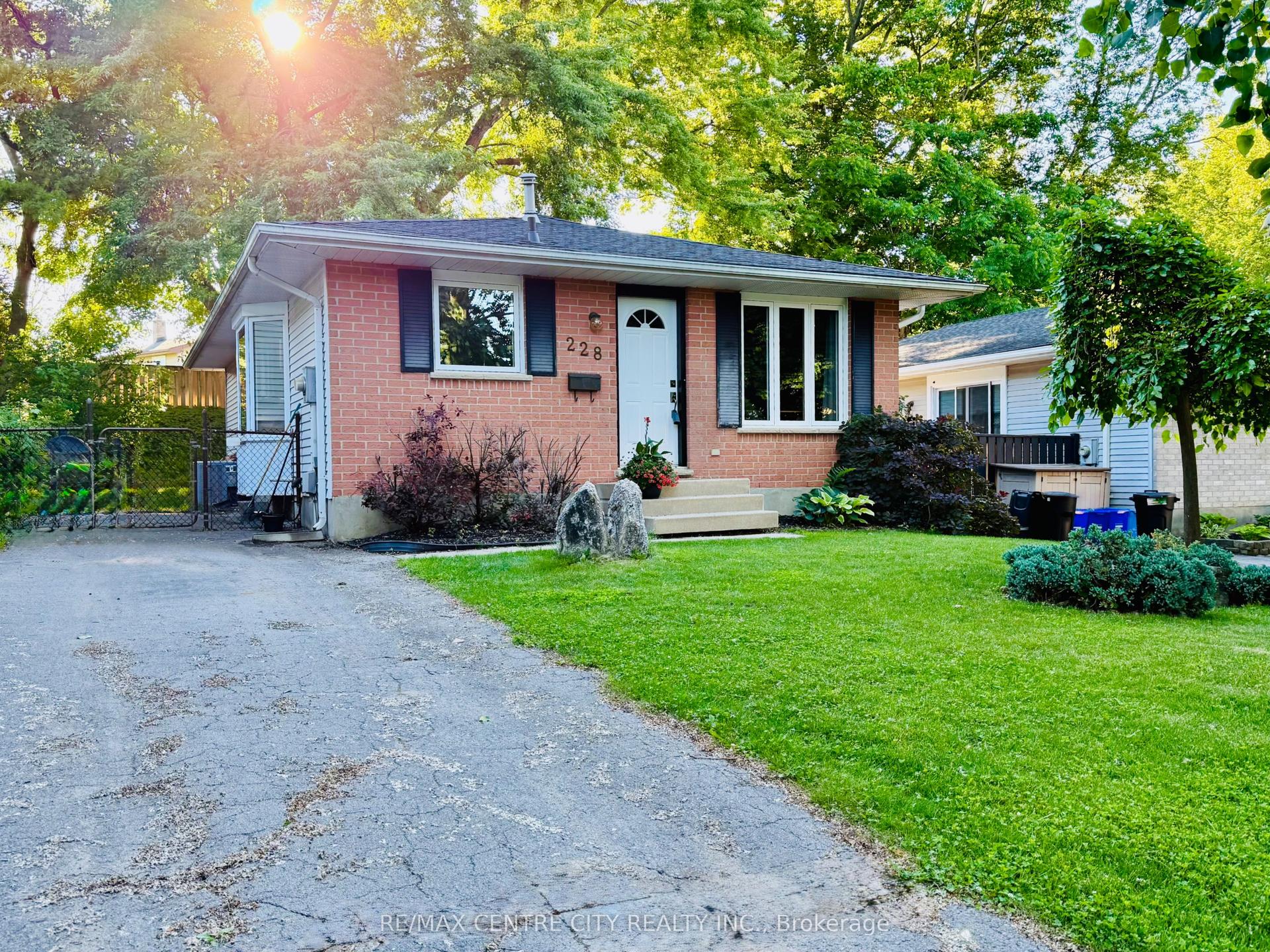 228 Pochard Lane — photo 1