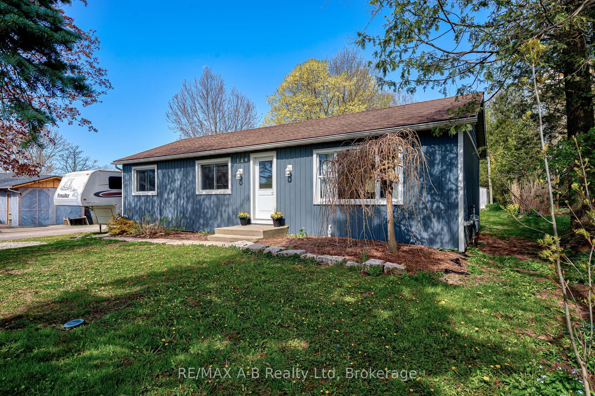149 Isabella Street — photo 1