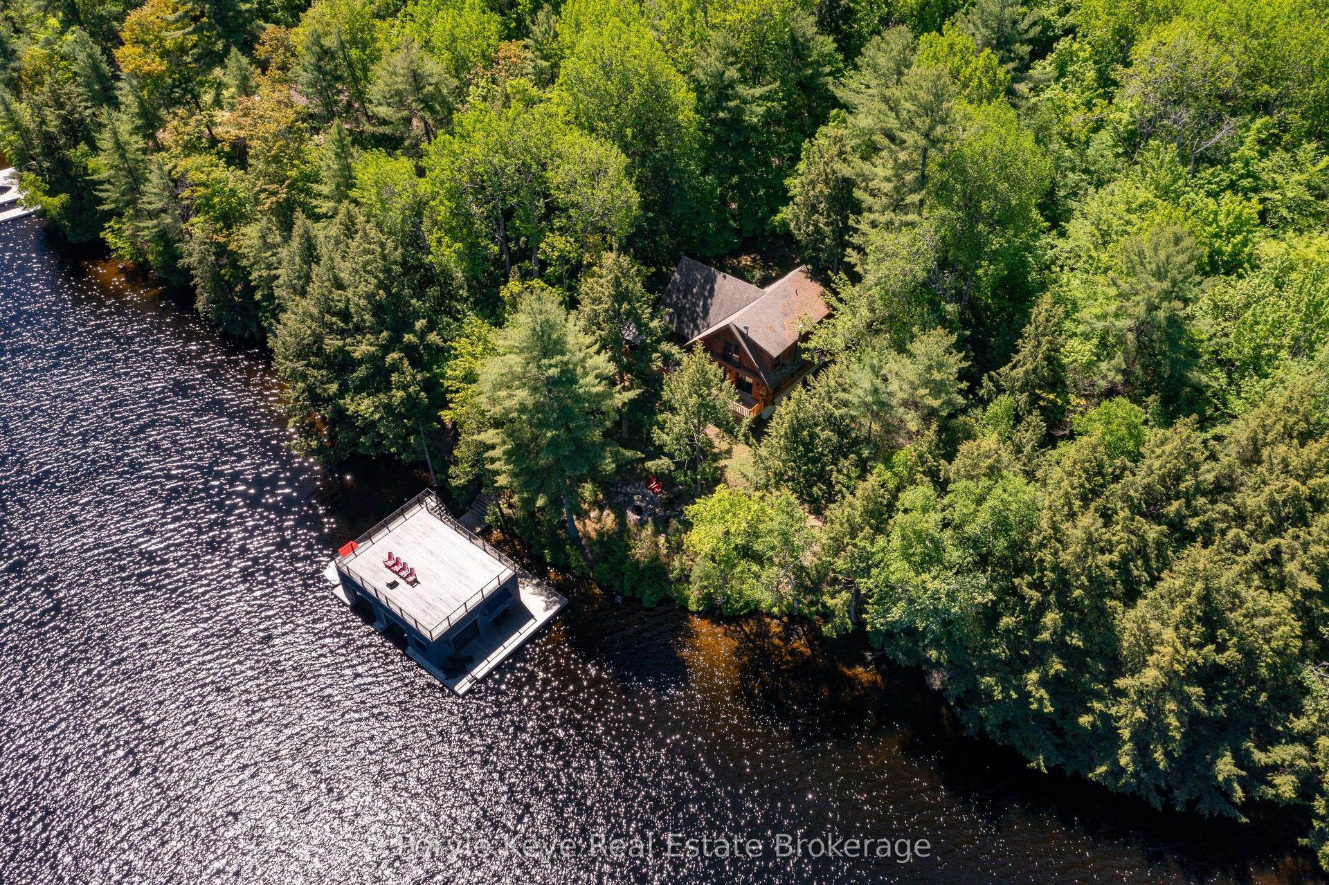 22-26 Taylor Island — photo 1